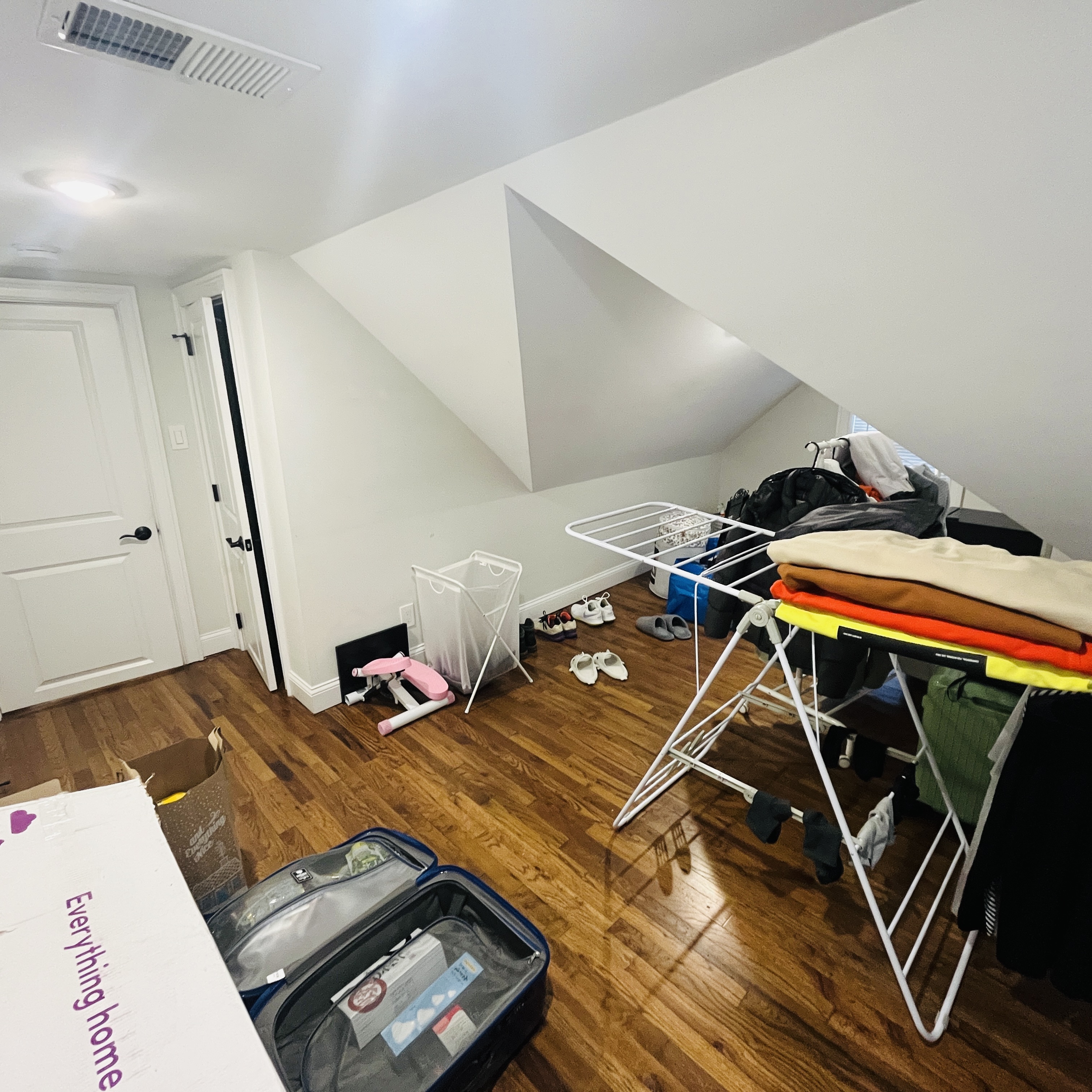 4 bed, 2 bath apartment for rent at 38 Dustin Unit 2, Brighton — photo 12 of 13