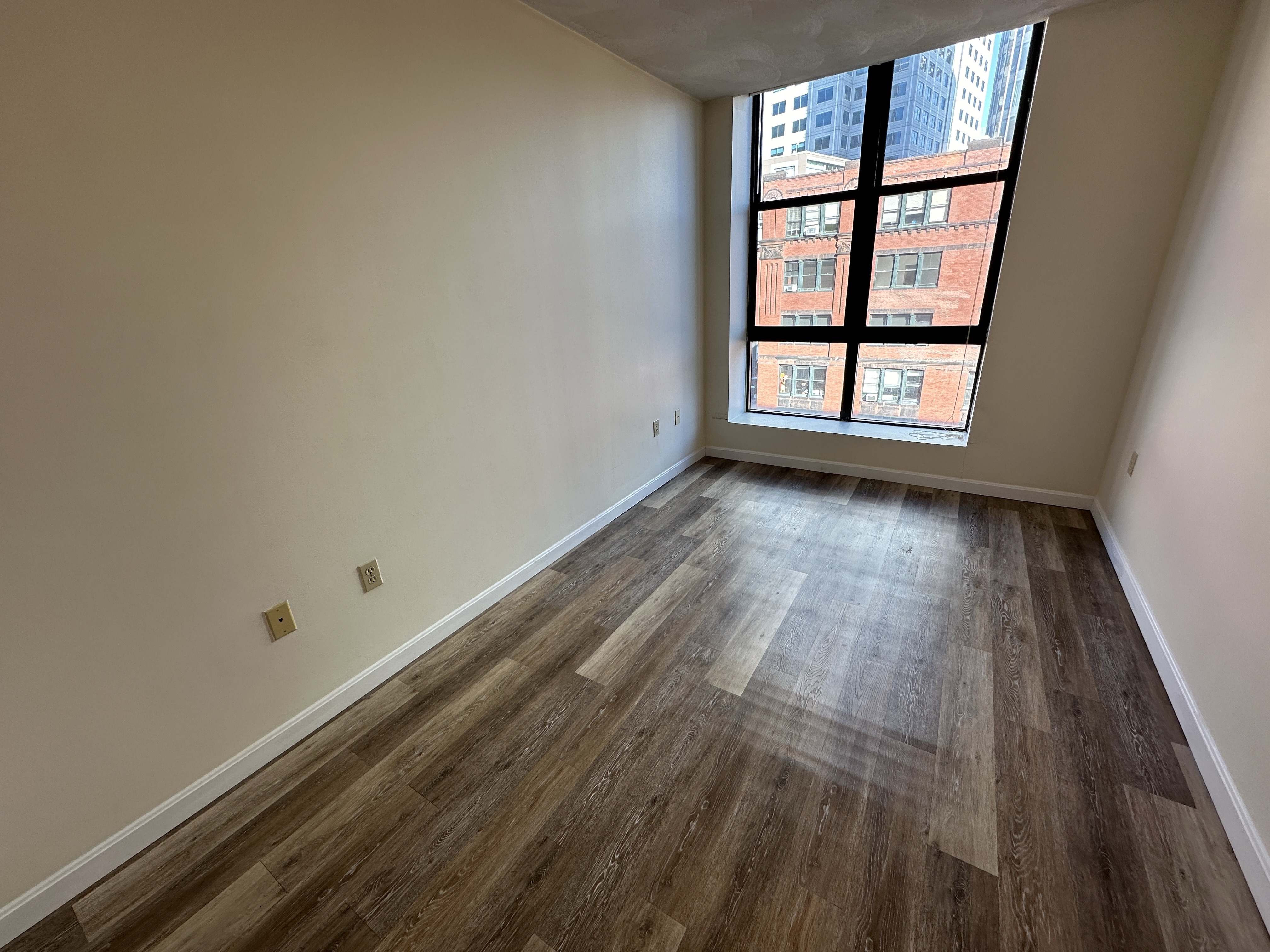 81 Essex St, Chinatown