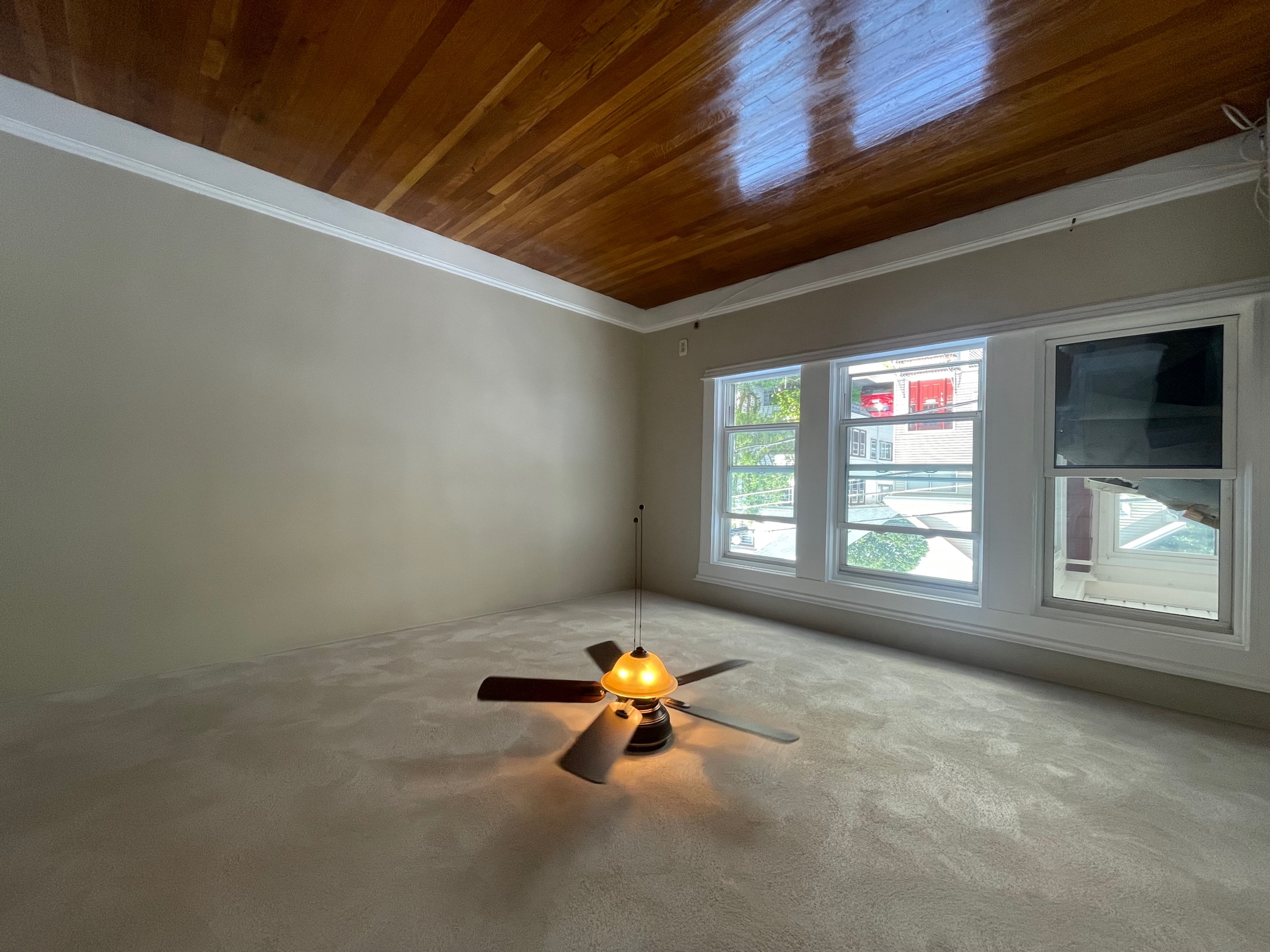 3 bed, 1 bath apartment for rent at 15 Irvington Rd Unit 2, West Somerville — photo 3 of 16