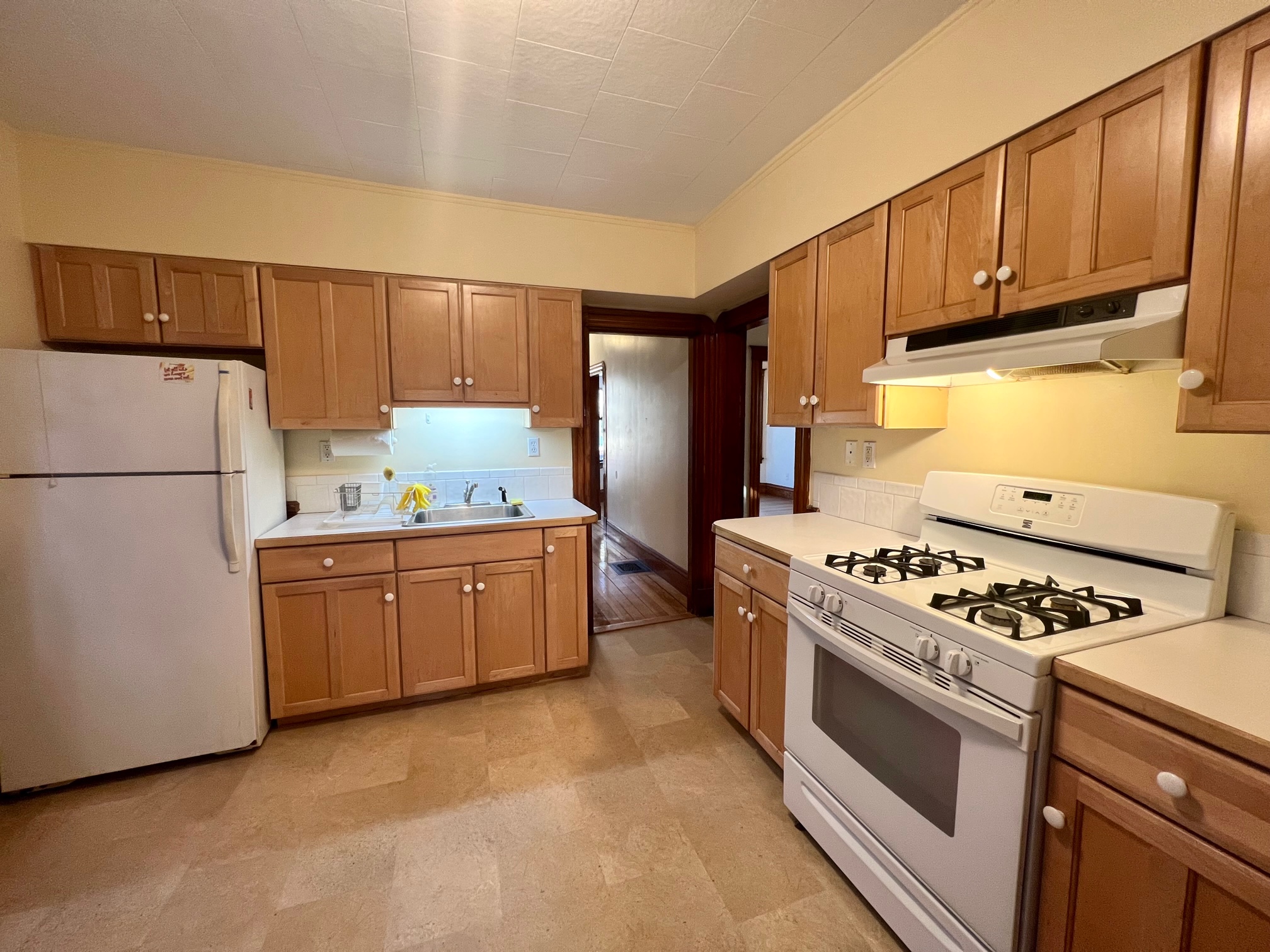 1 bed, 1 bath apartment for rent at 19 Gold Star Rd Unit 1, Porter Square — photo 8 of 12