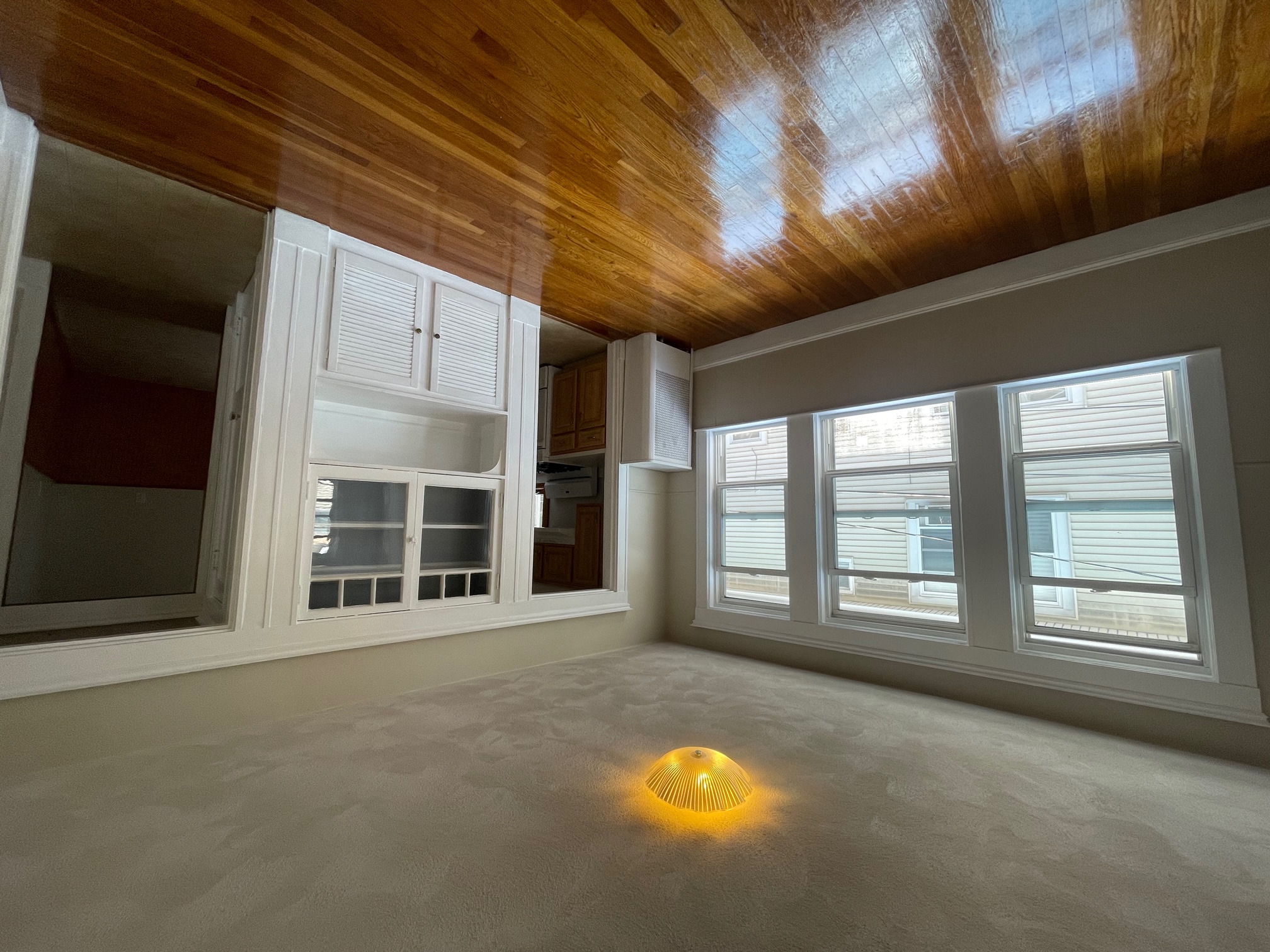 3 bed, 1 bath apartment for rent at 15 Irvington Rd Unit 2, West Somerville — photo 4 of 16