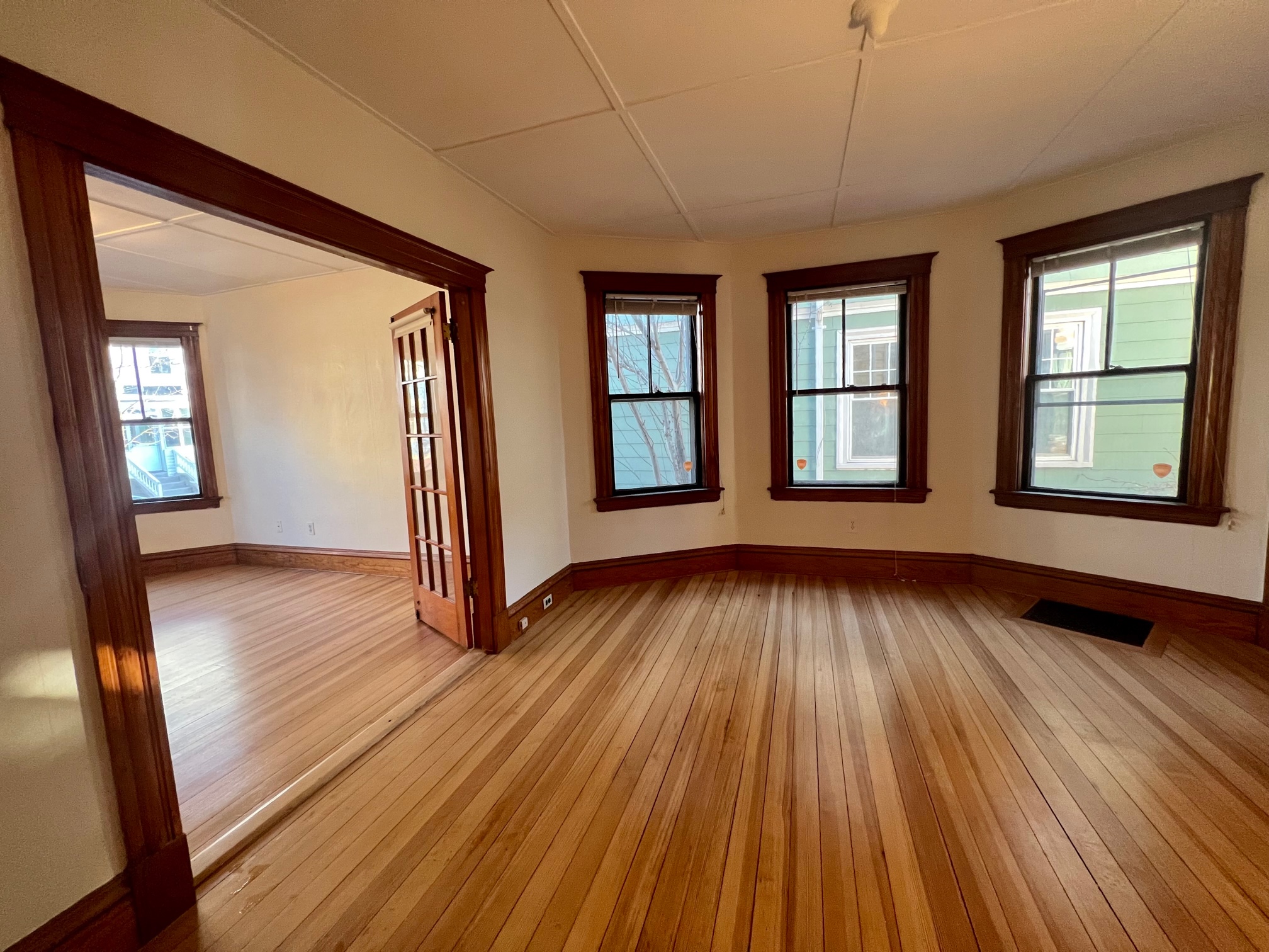 1 bed, 1 bath apartment for rent at 19 Gold Star Rd Unit 1, Porter Square — photo 3 of 12