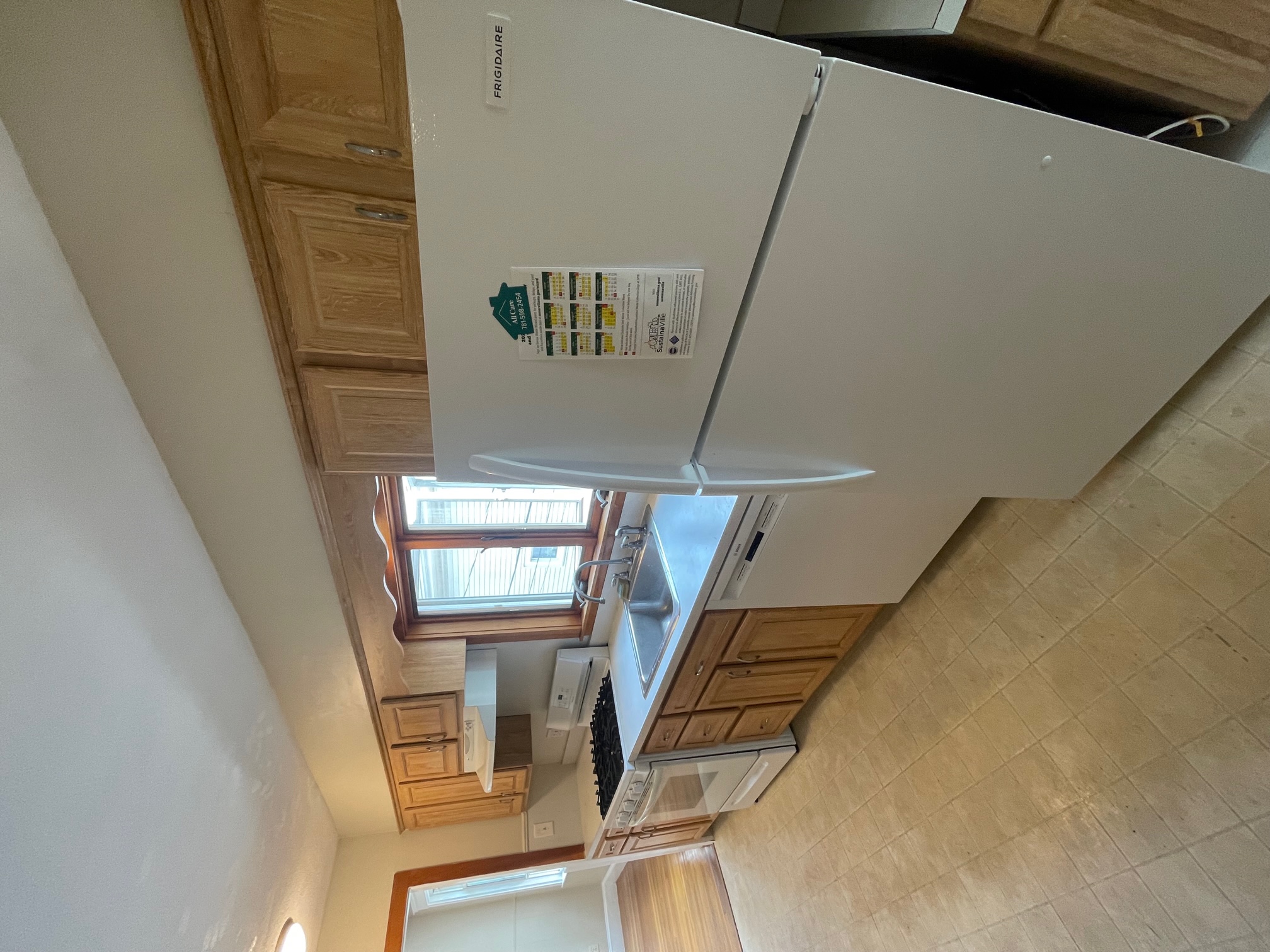3 bed, 1 bath apartment for rent at 15 Irvington Rd Unit 2, West Somerville — photo 8 of 16