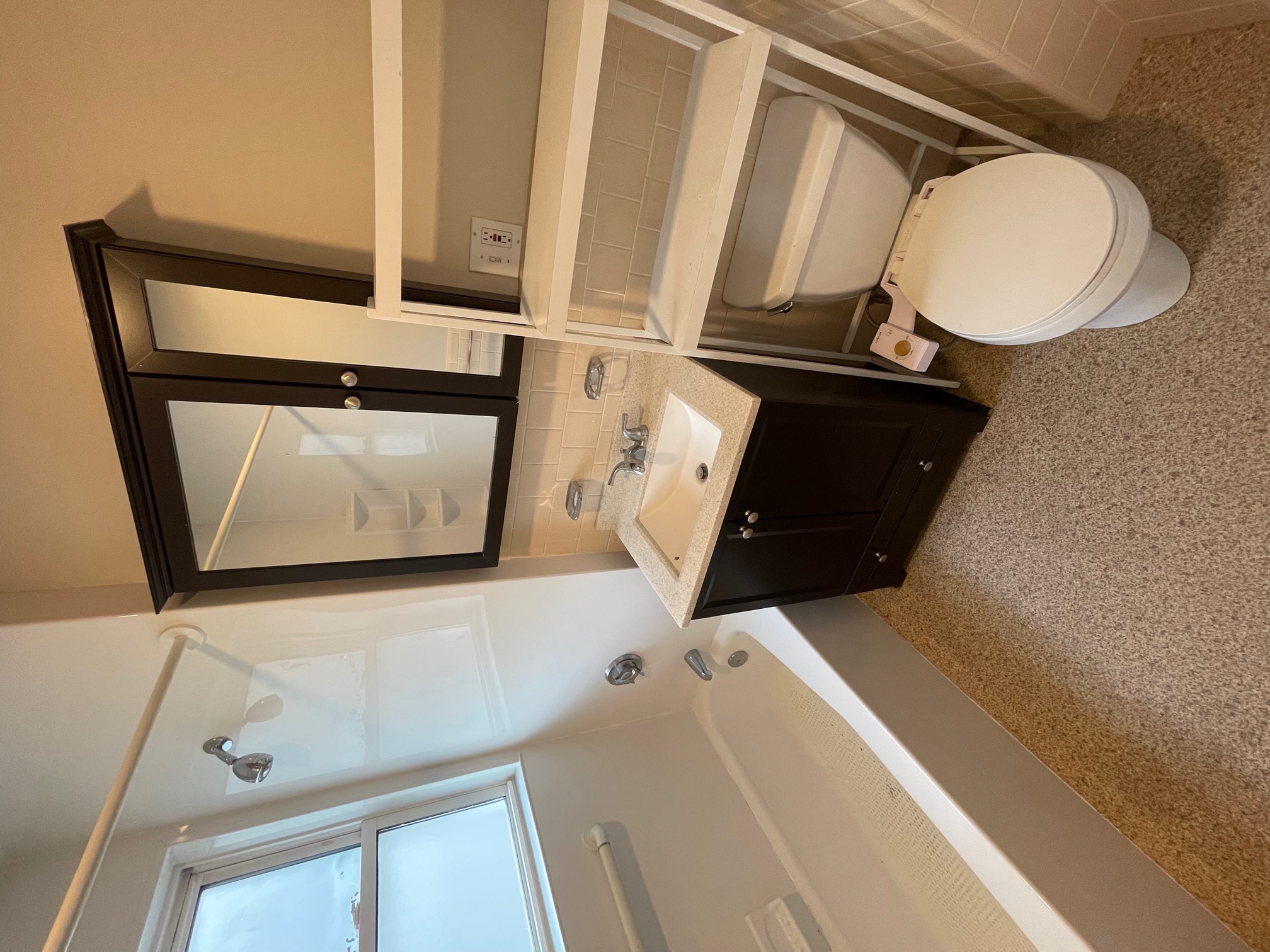 3 bed, 1 bath apartment for rent at 15 Irvington Rd Unit 2, West Somerville — photo 13 of 16