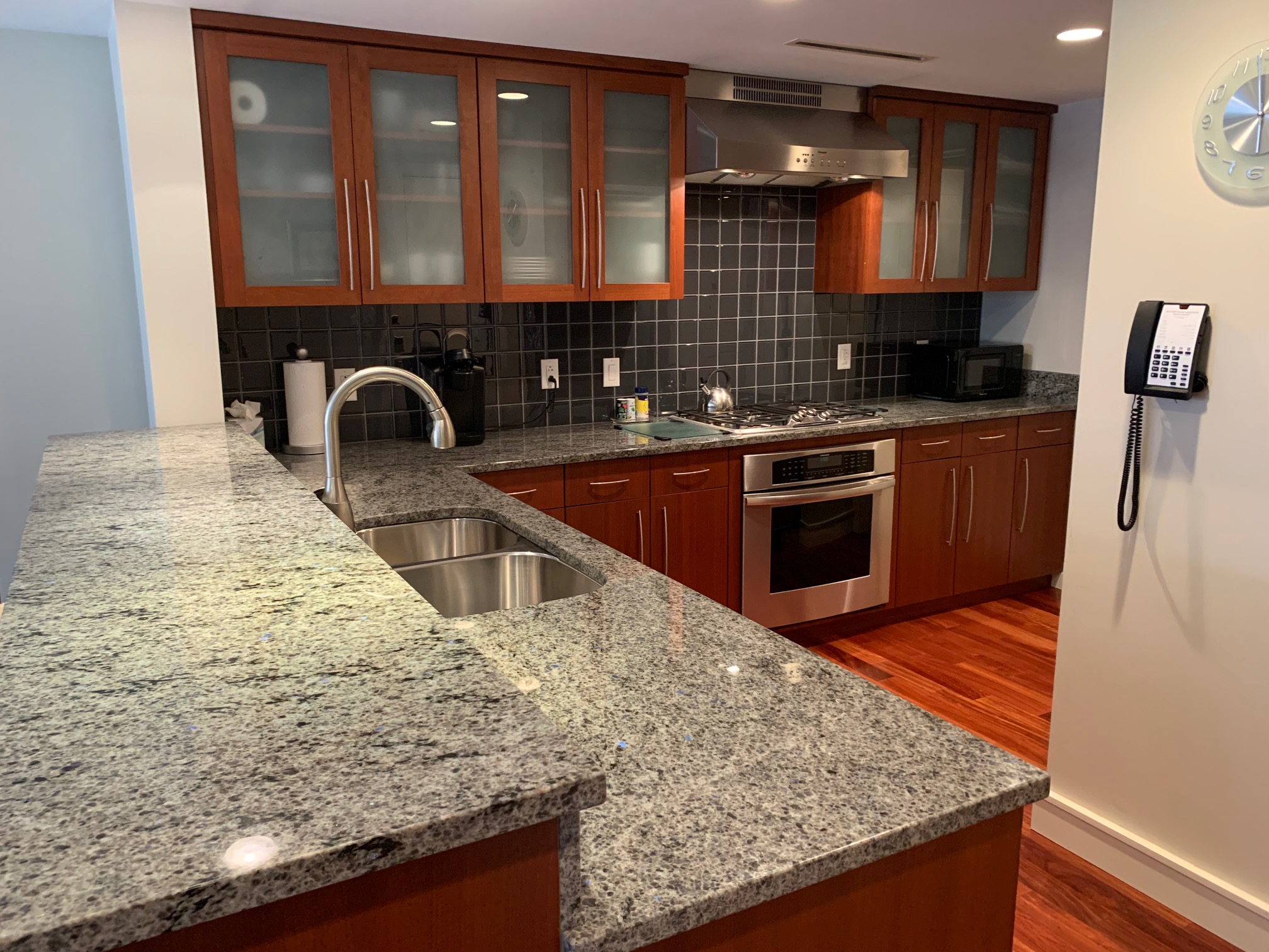 1 bed, 1.5 bath apartment for rent at 2 Battery Wharf Unit 2407, Waterfront — photo 7 of 23