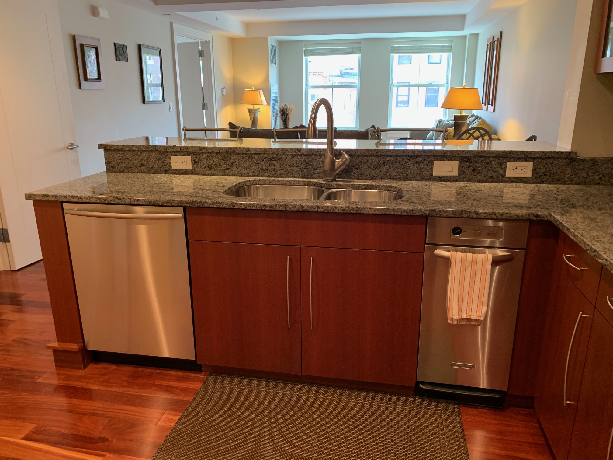 1 bed, 1.5 bath apartment for rent at 2 Battery Wharf Unit 2407, Waterfront — photo 9 of 23
