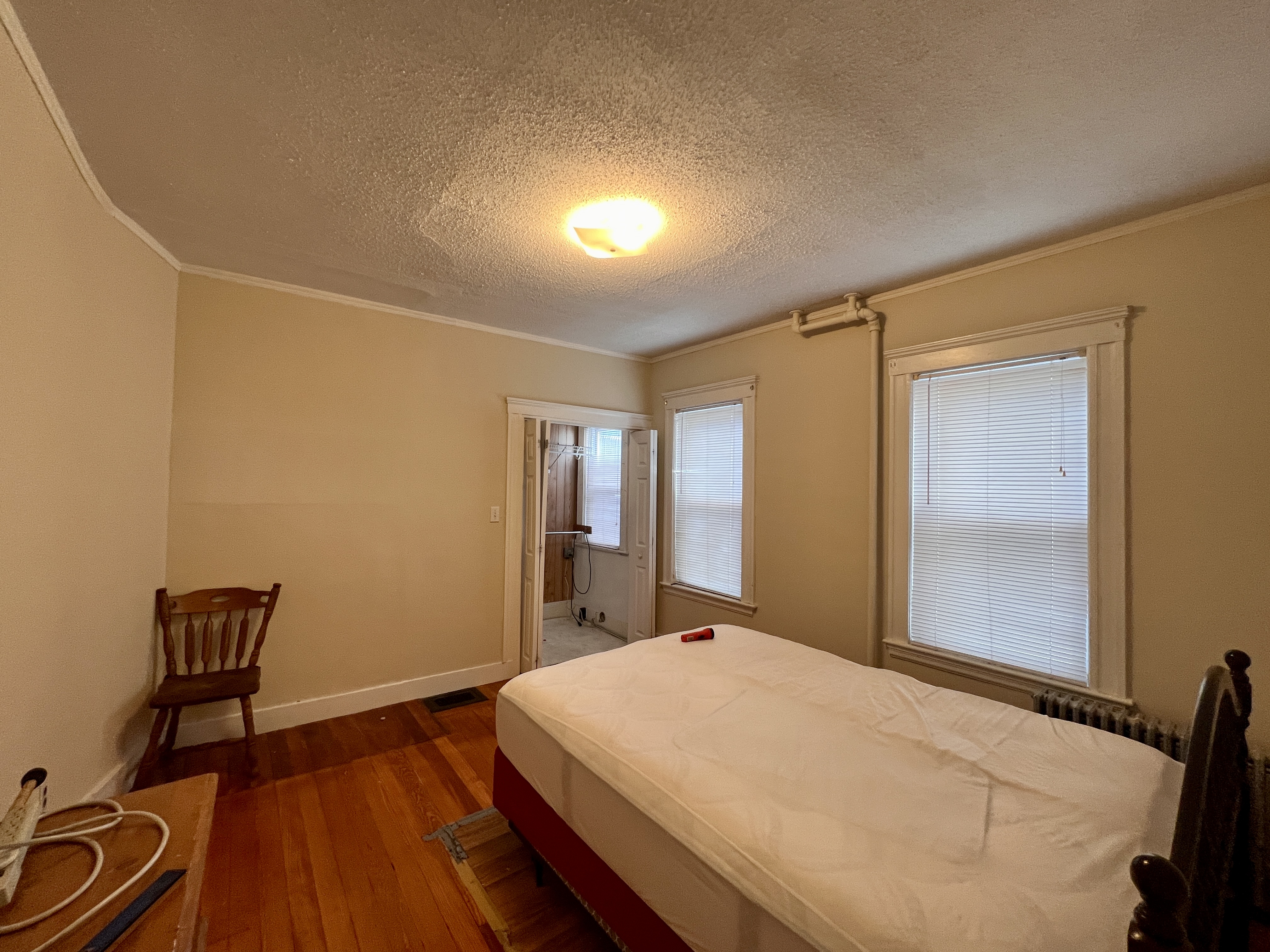 3 bed, 1 bath apartment for rent at 22 Walnut Rd Unit 22, Winter Hill — photo 5 of 8