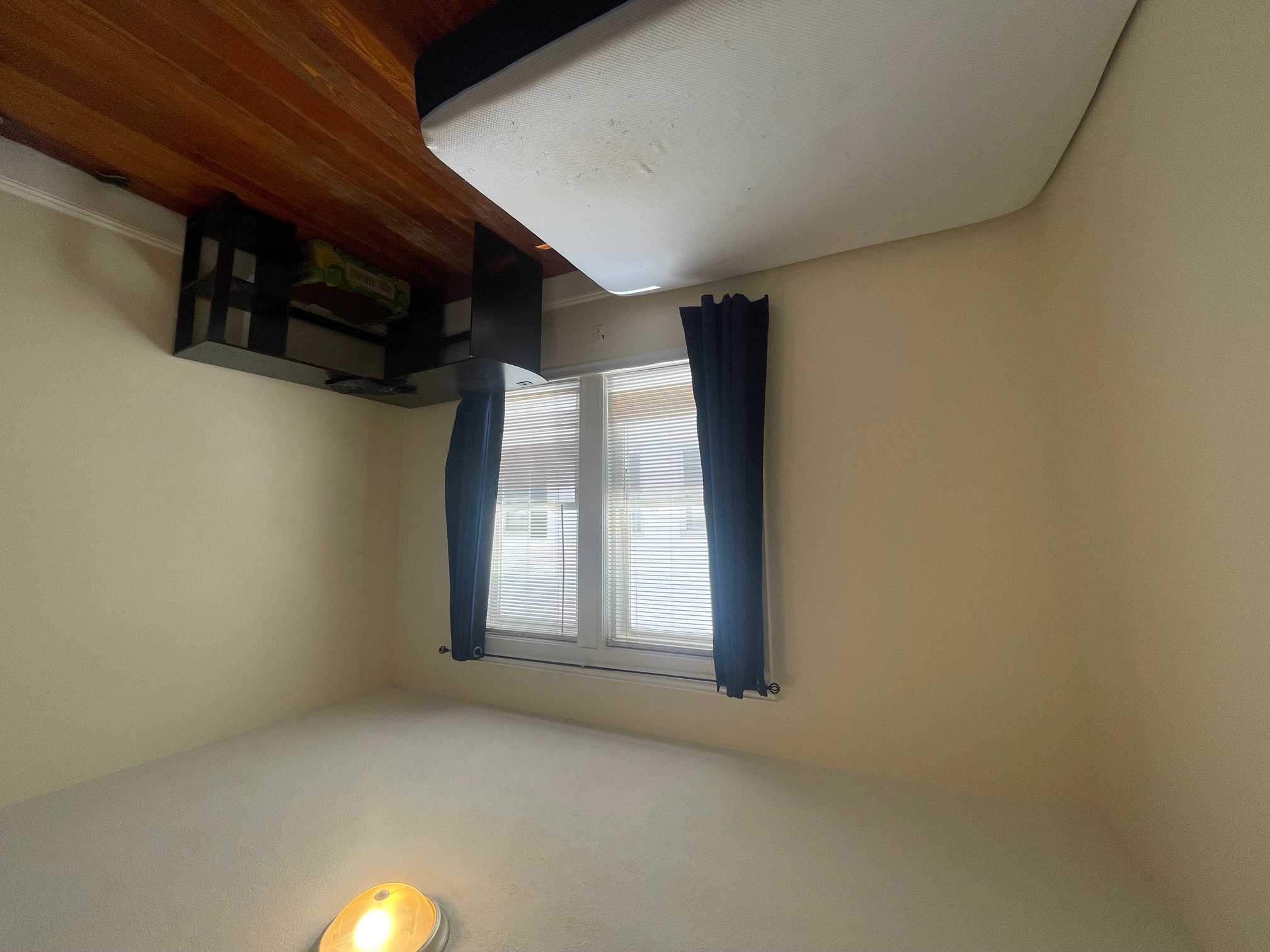 3 bed, 1 bath apartment for rent at 129 West Adams St Unit 1, Teele Square — photo 8 of 12