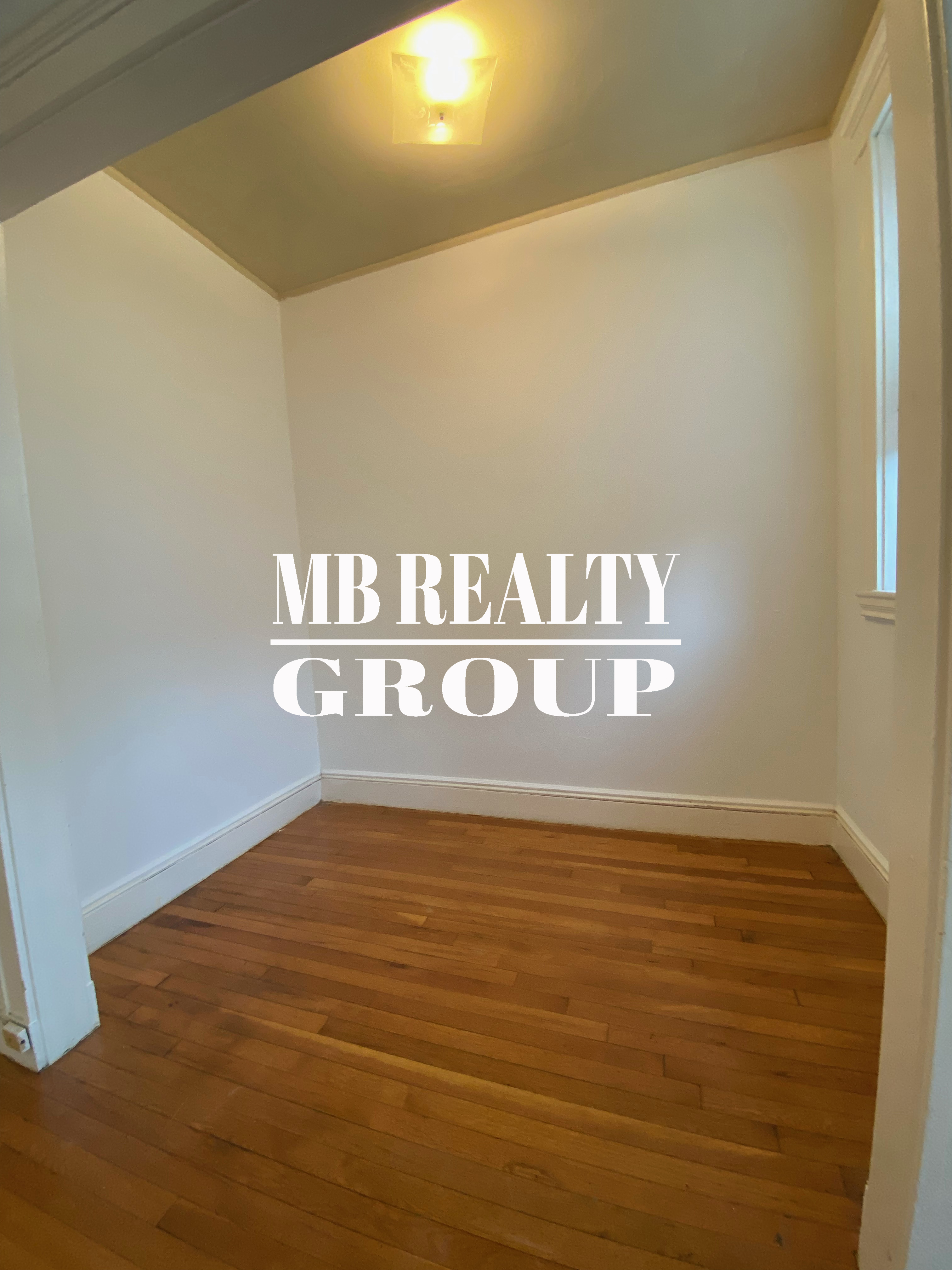 Studio bed, 1 bath apartment for rent at 137 Park Dr Unit 37, Fenway — photo 2 of 9