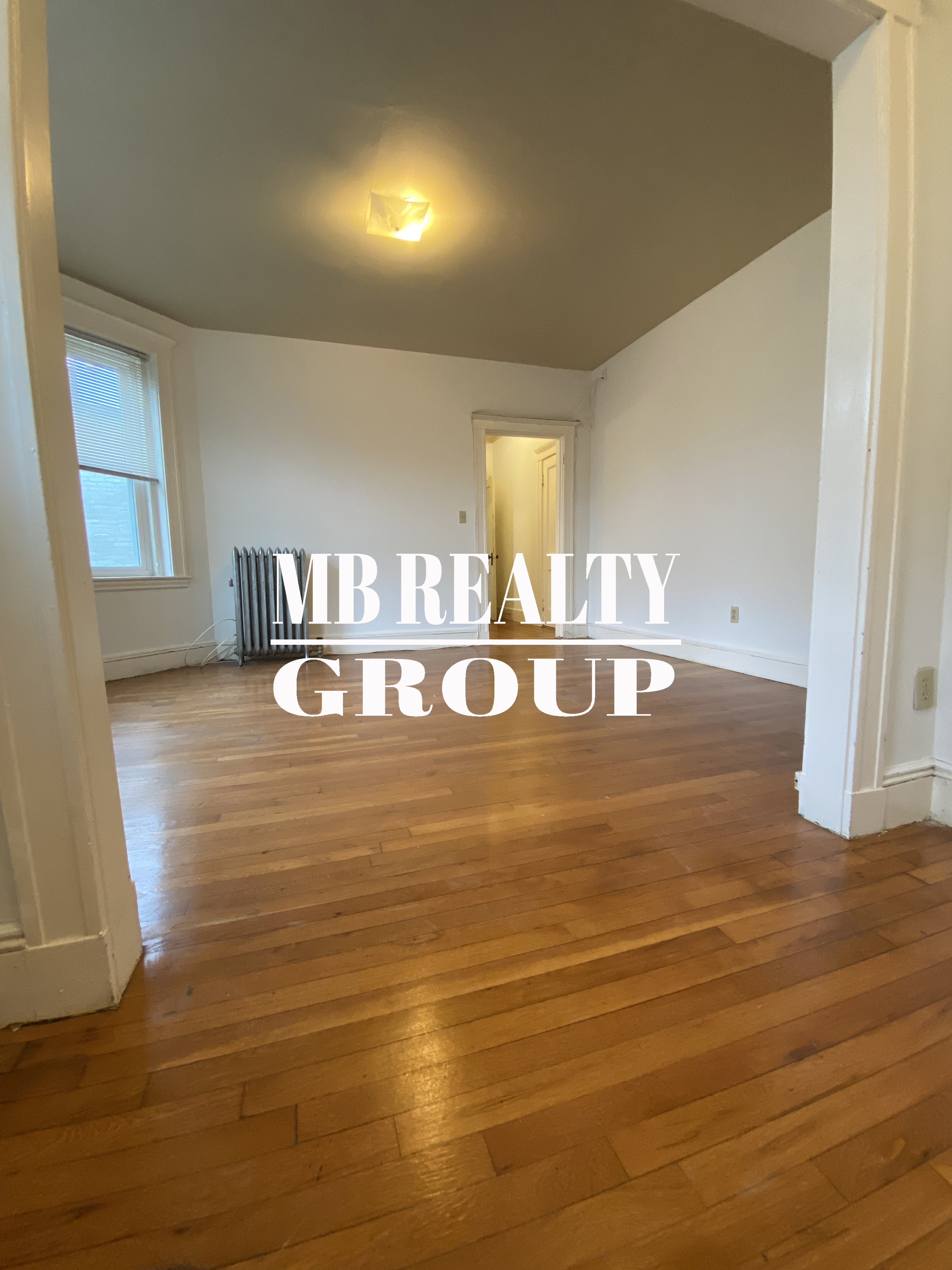 Studio bed, 1 bath apartment for rent at 137 Park Dr Unit 37, Fenway — photo 3 of 9