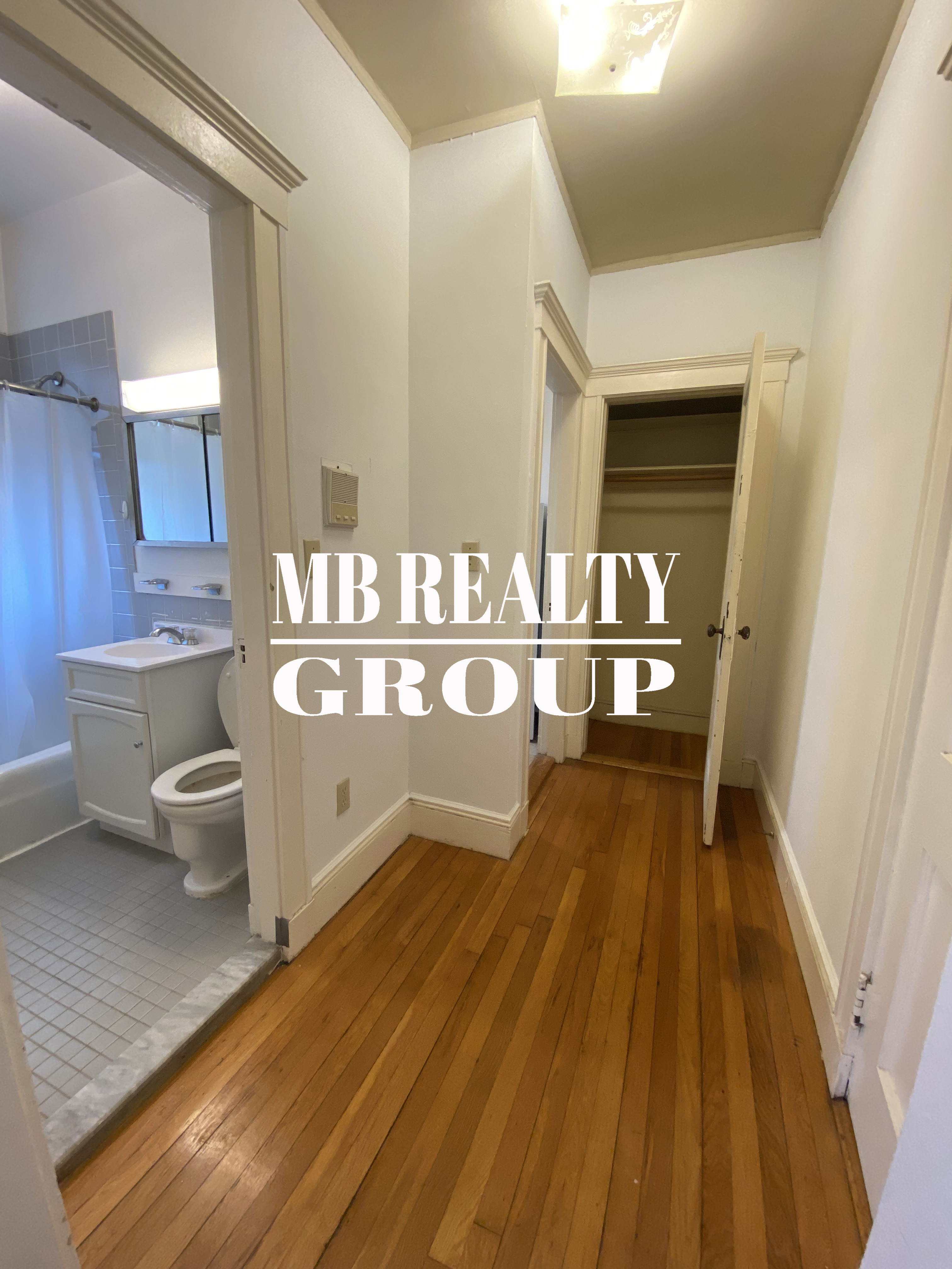 Studio bed, 1 bath apartment for rent at 137 Park Dr Unit 37, Fenway — photo 5 of 9