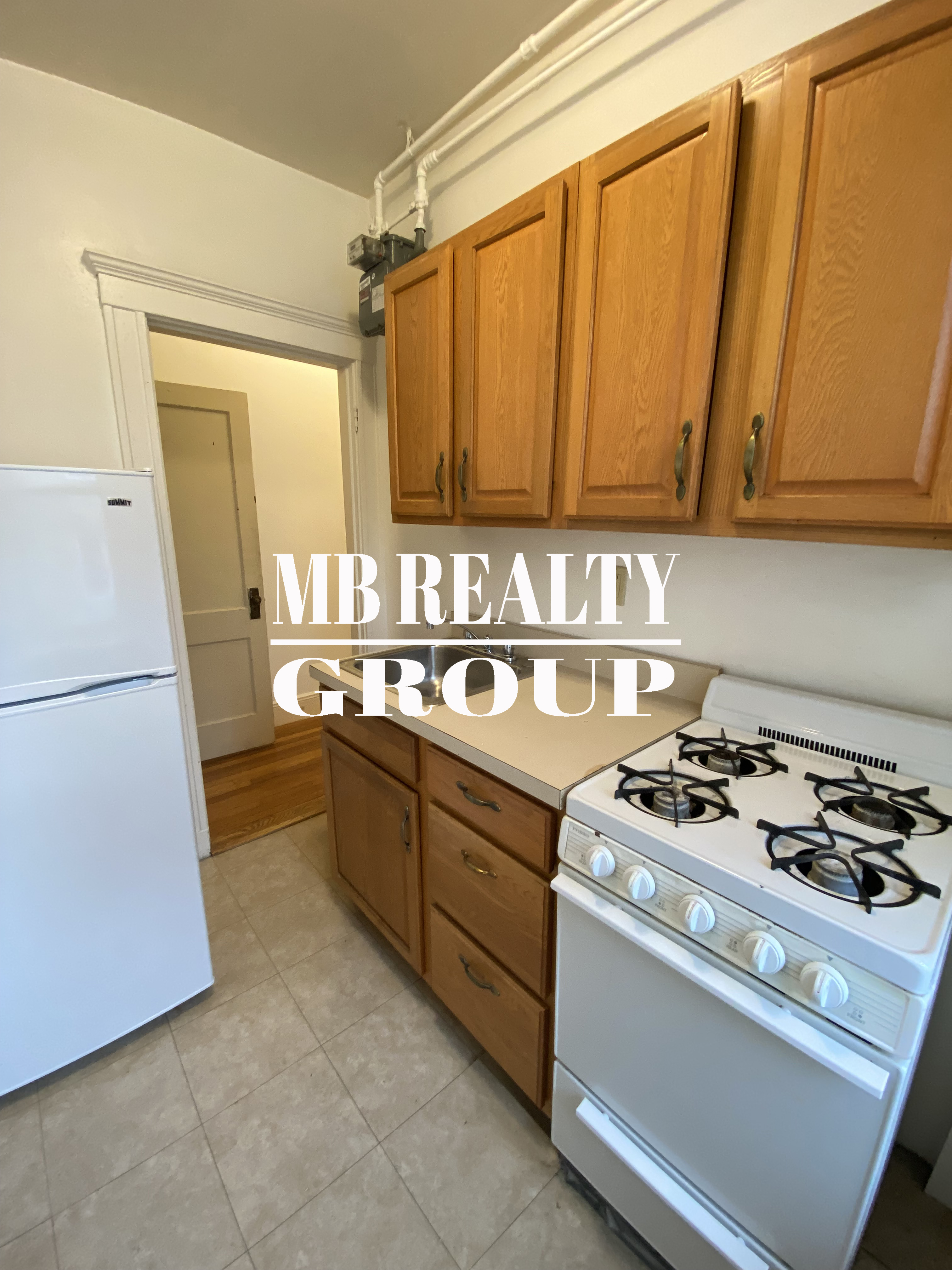 Studio bed, 1 bath apartment for rent at 137 Park Dr Unit 37, Fenway — photo 8 of 9