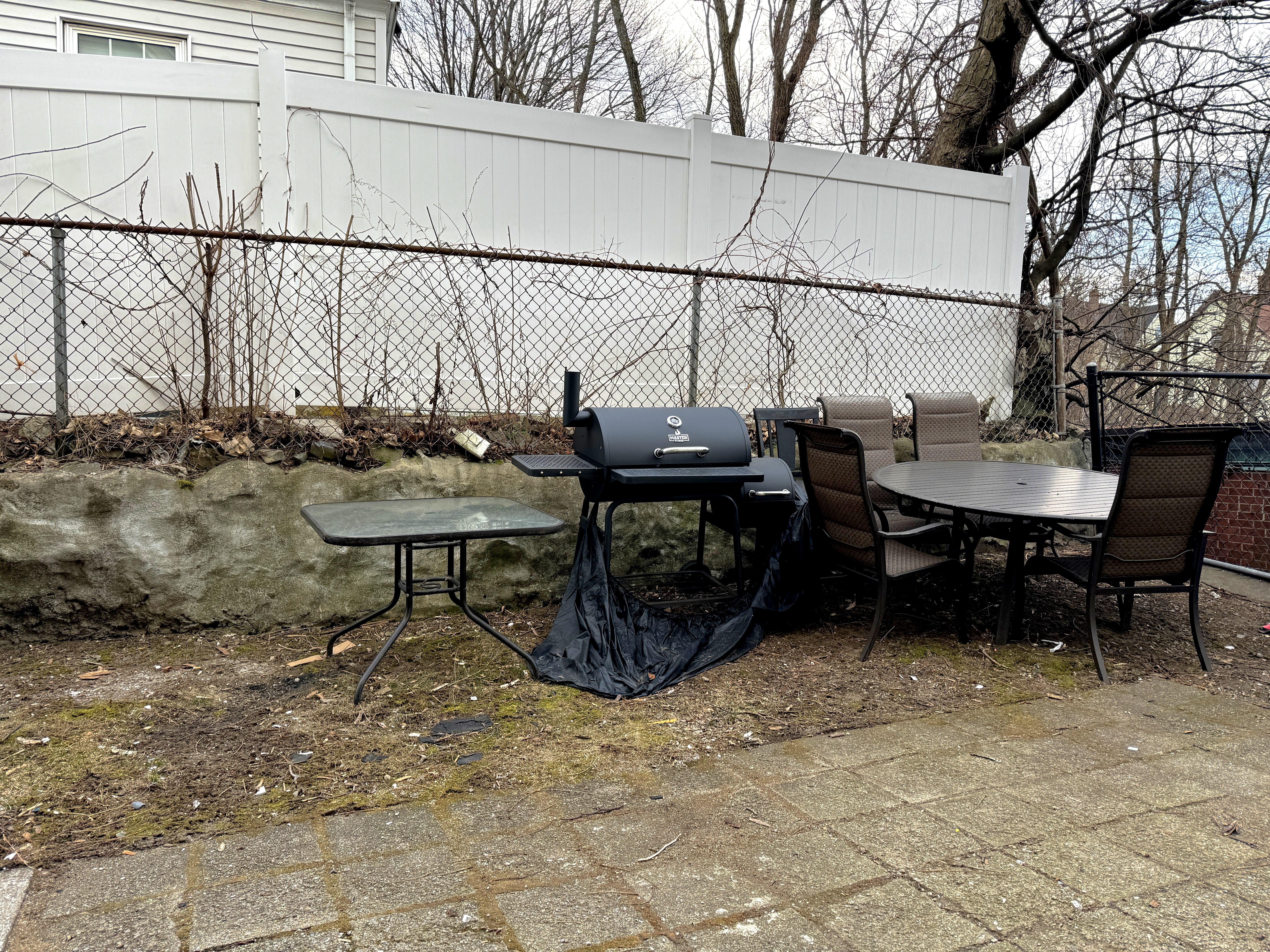 5 bed, 2.5 bath apartment for rent at 3 Gould Ave Unit 2, Malden — photo 21 of 22