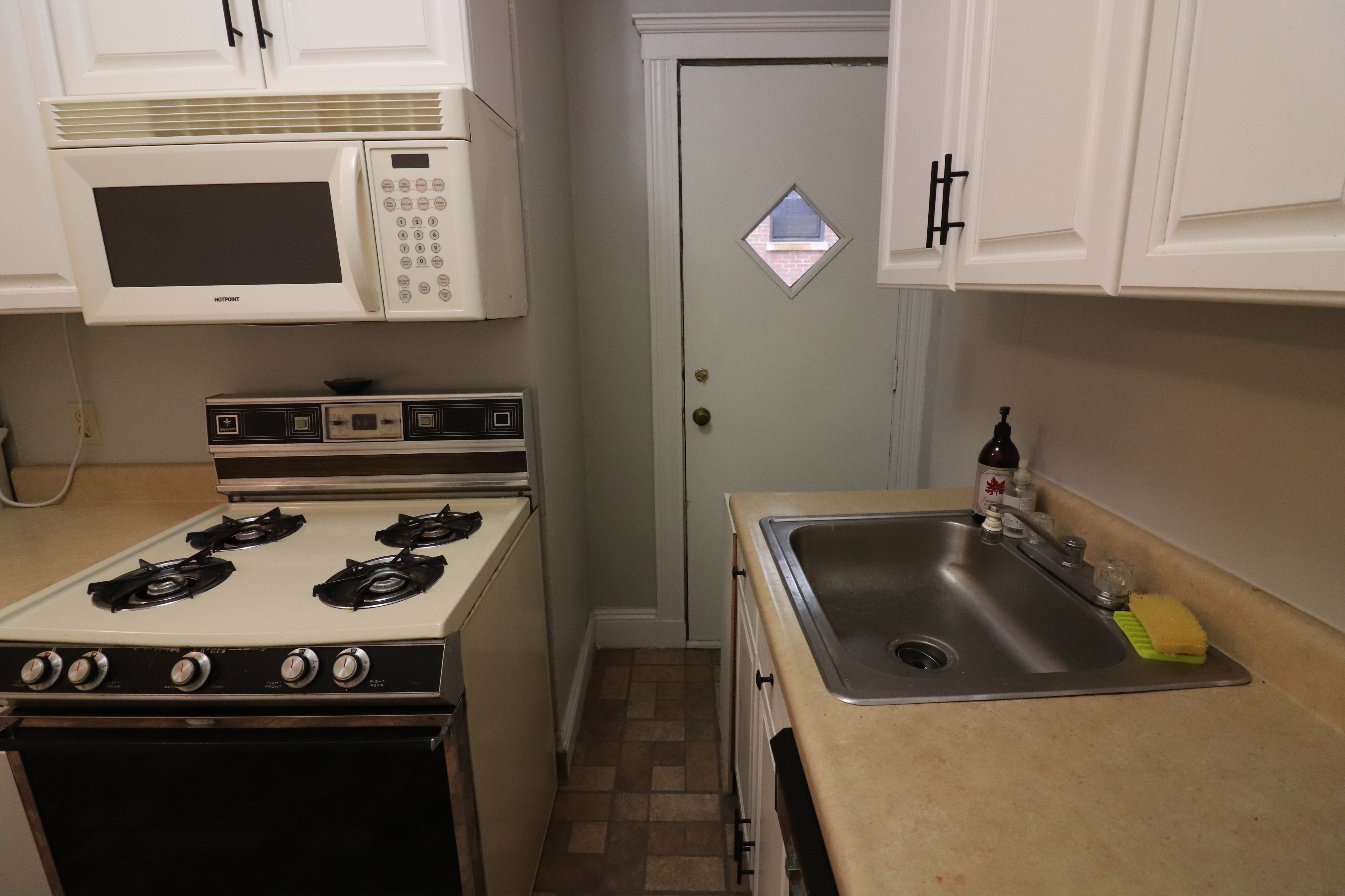 1 bed, 1 bath apartment for rent at 189 Chestnut Hill Ave Unit 6, Brighton — photo 9 of 14