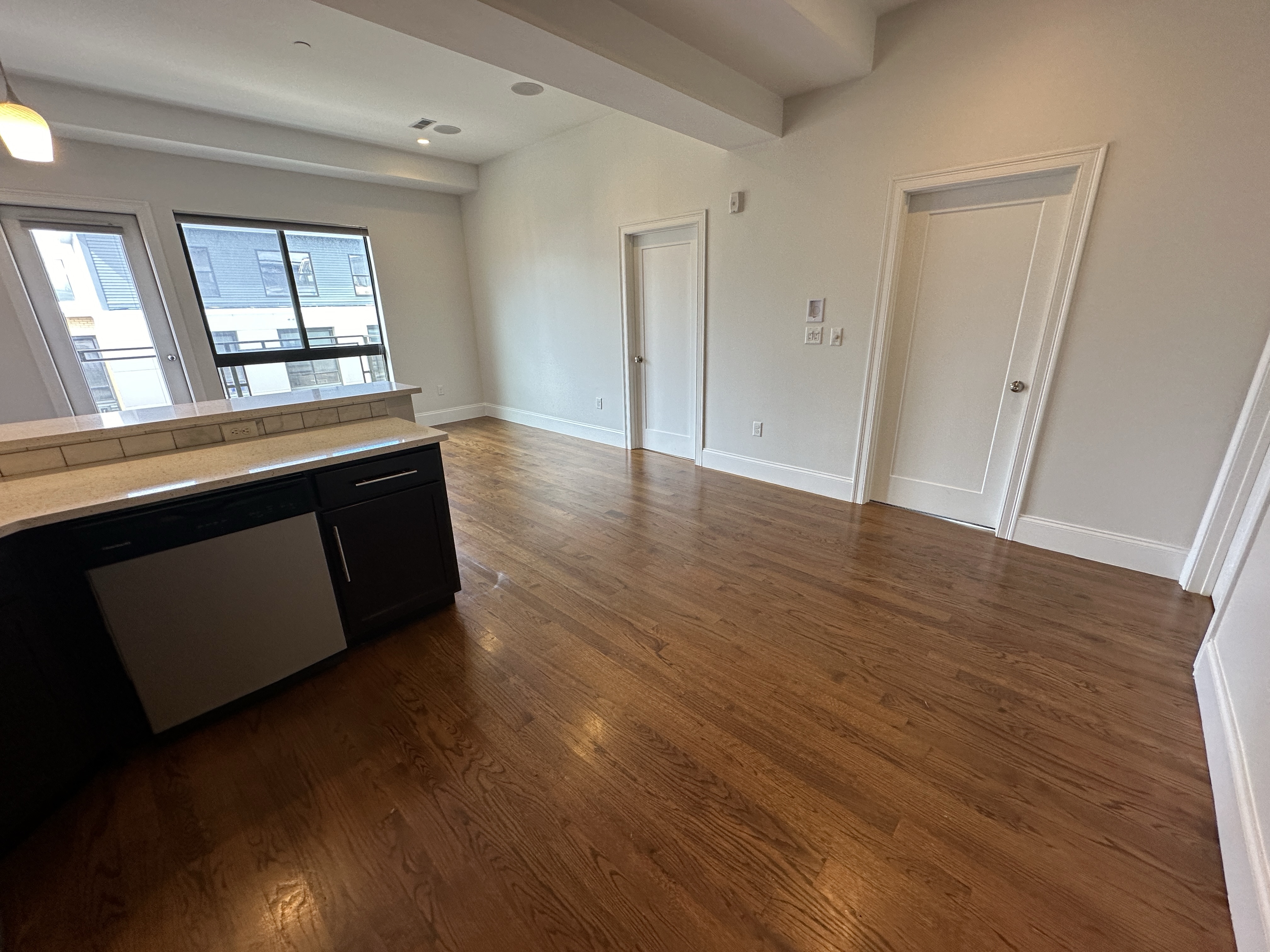 2 bed, 1 bath apartment for rent at 339 D St Unit 023, South Boston — photo 3 of 33