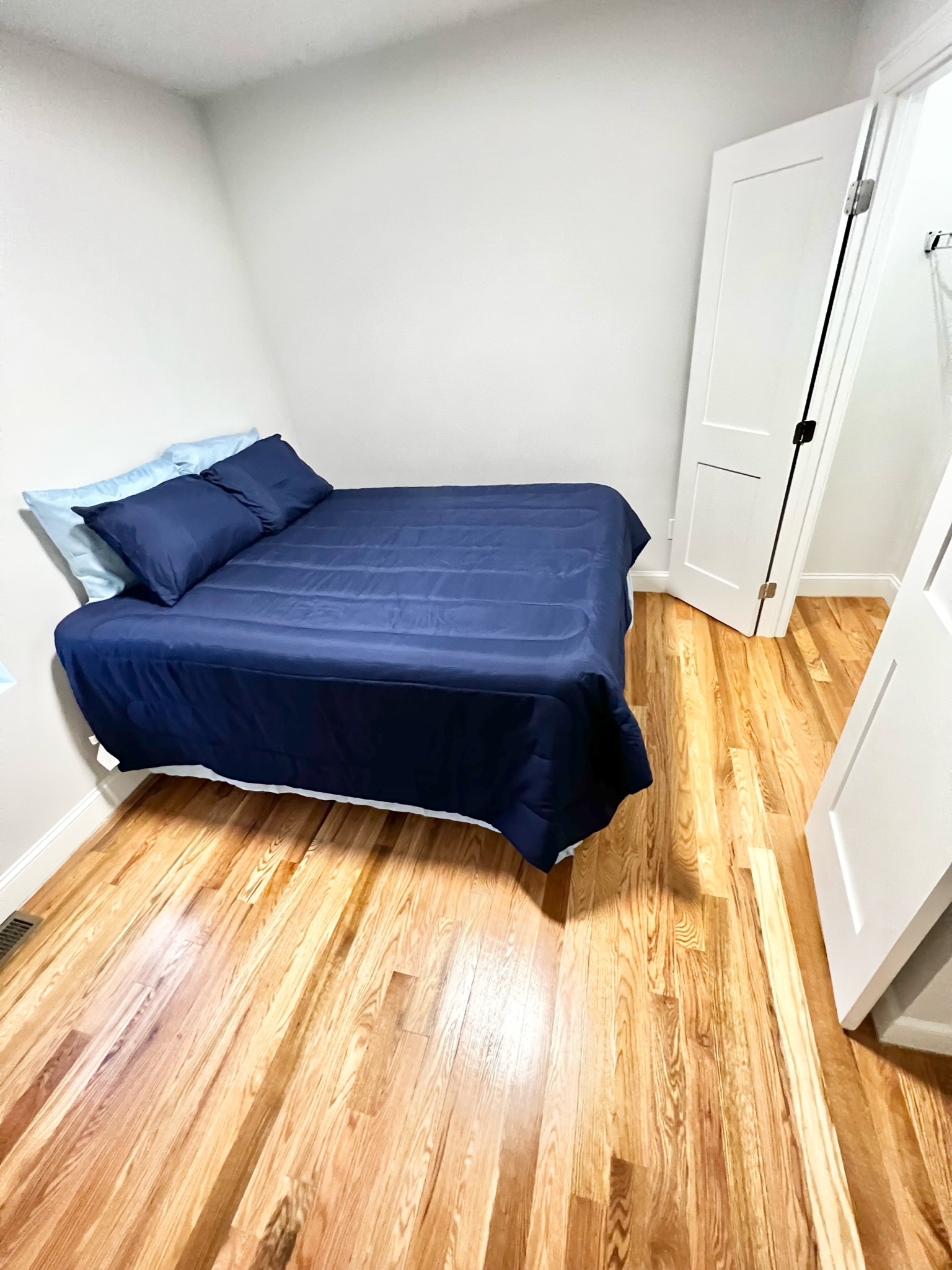 2 bed, 1 bath apartment for rent at 149 Crescent St Unit 1, Waltham — photo 8 of 19