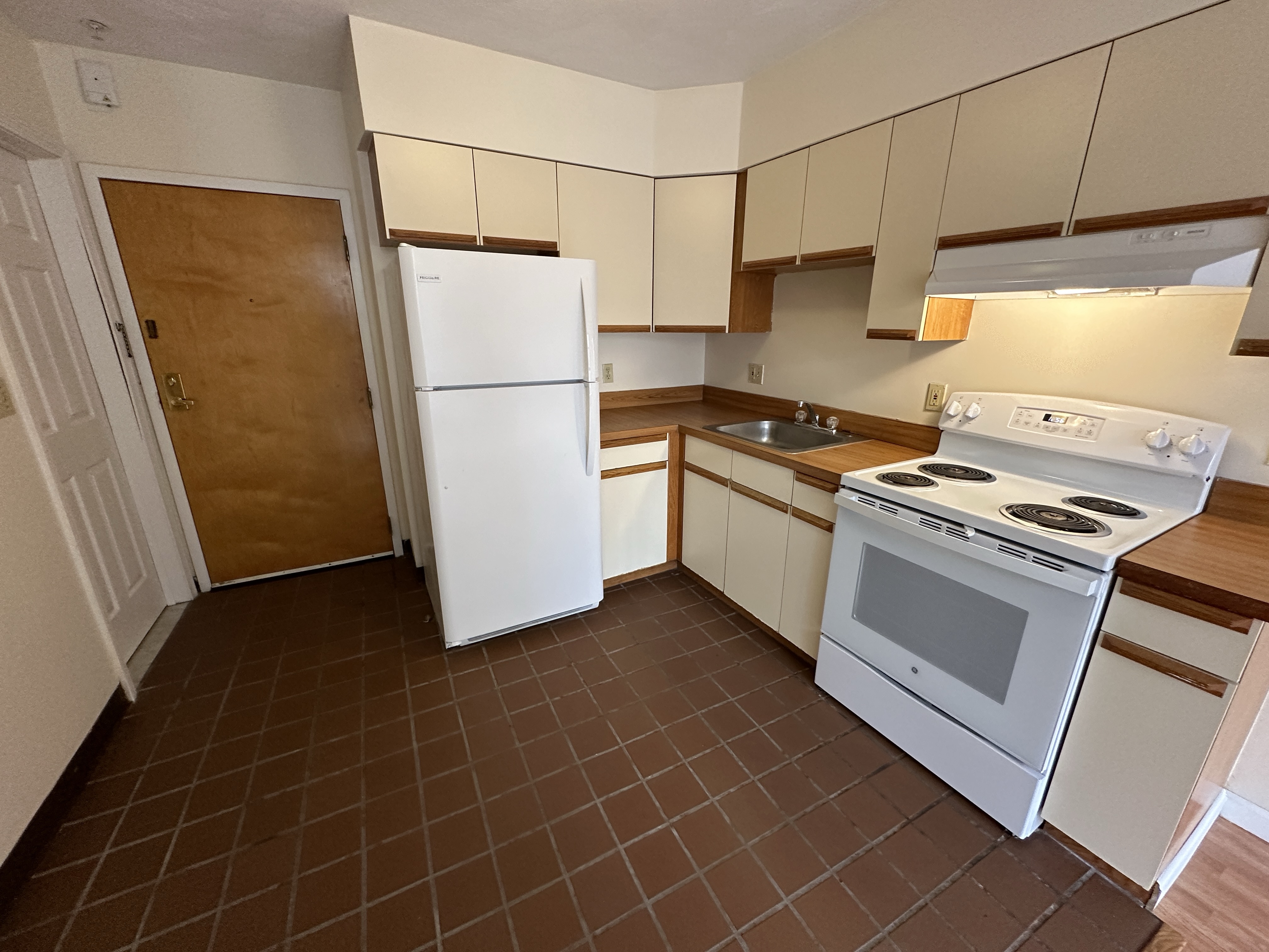 81 Essex St, Chinatown