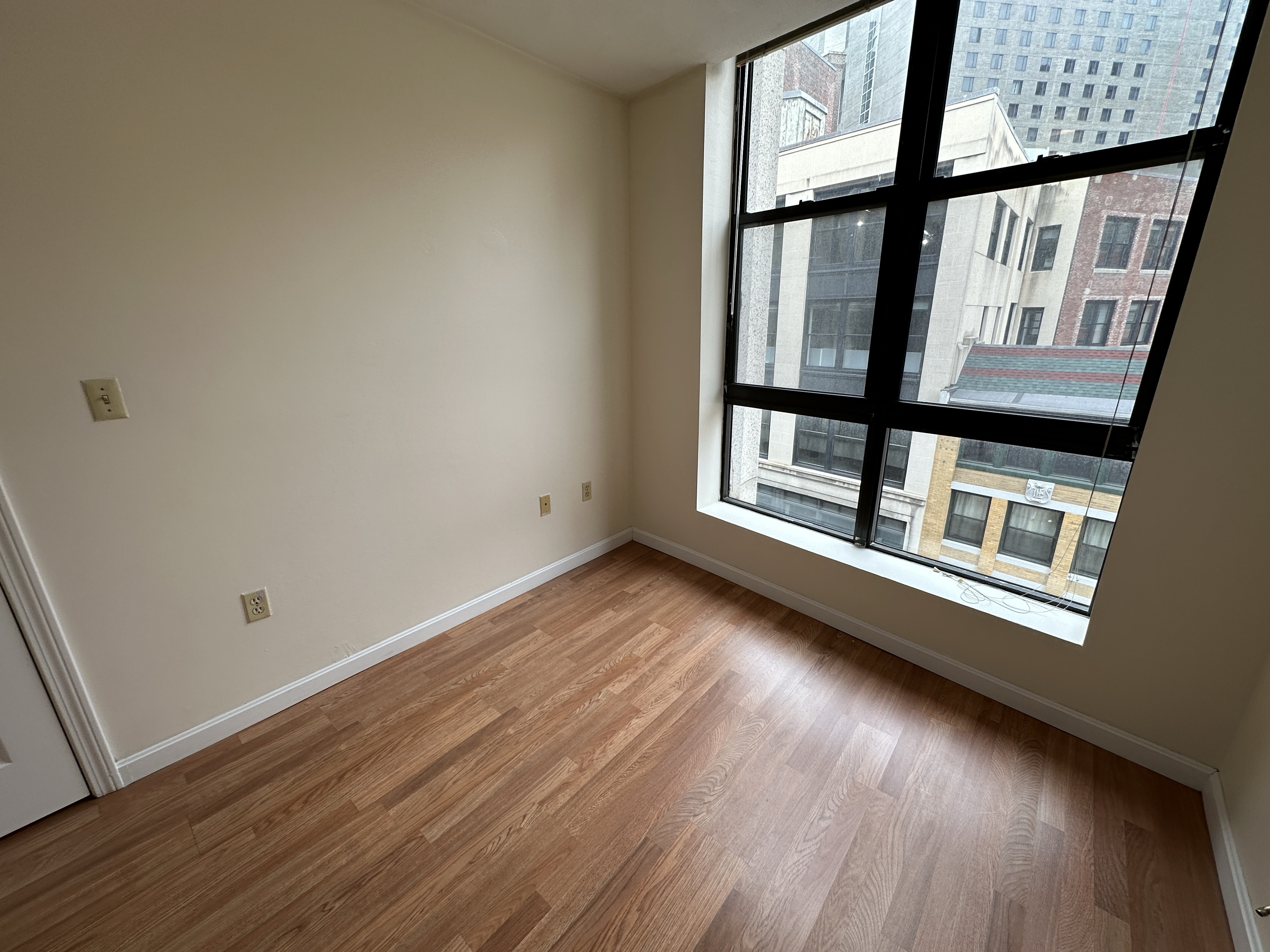 81 Essex St, Chinatown