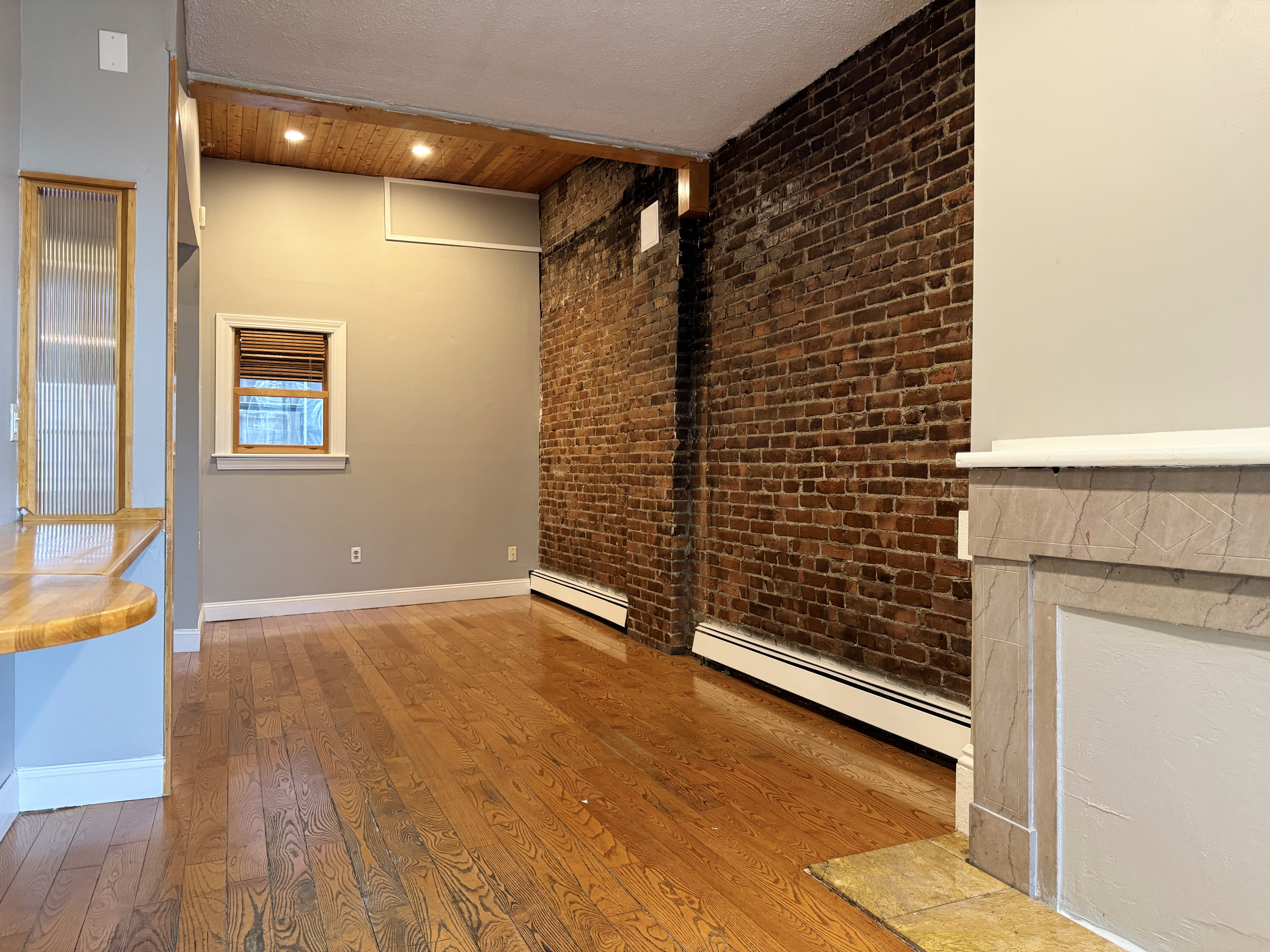 2 bed, 1 bath apartment for rent at 62 Beacon St Unit 3, Chelsea — photo 5 of 11
