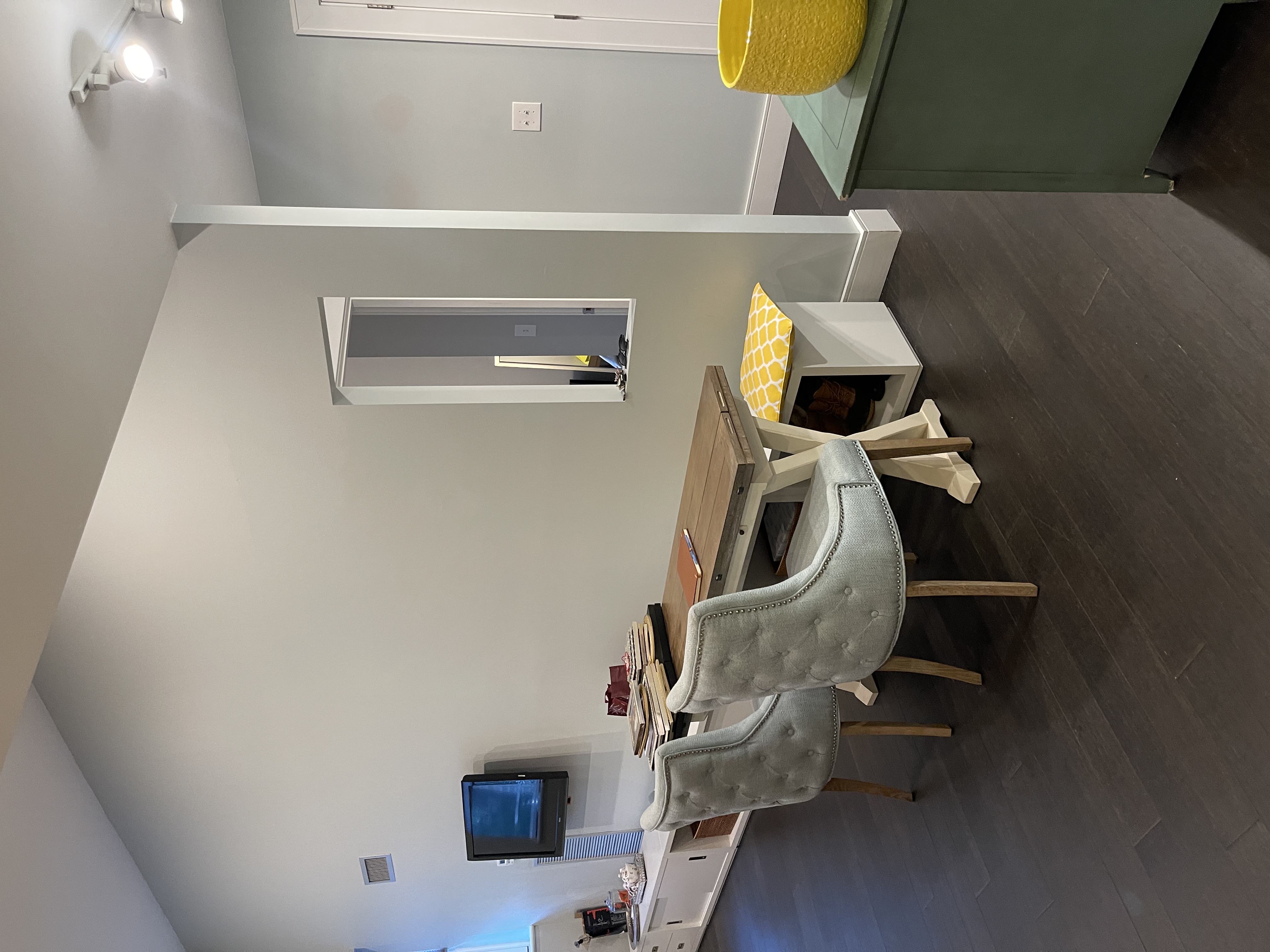 1 bed, 1 bath apartment for rent at 76 Elm St Unit 3, Jamaica Plain — photo 6 of 28
