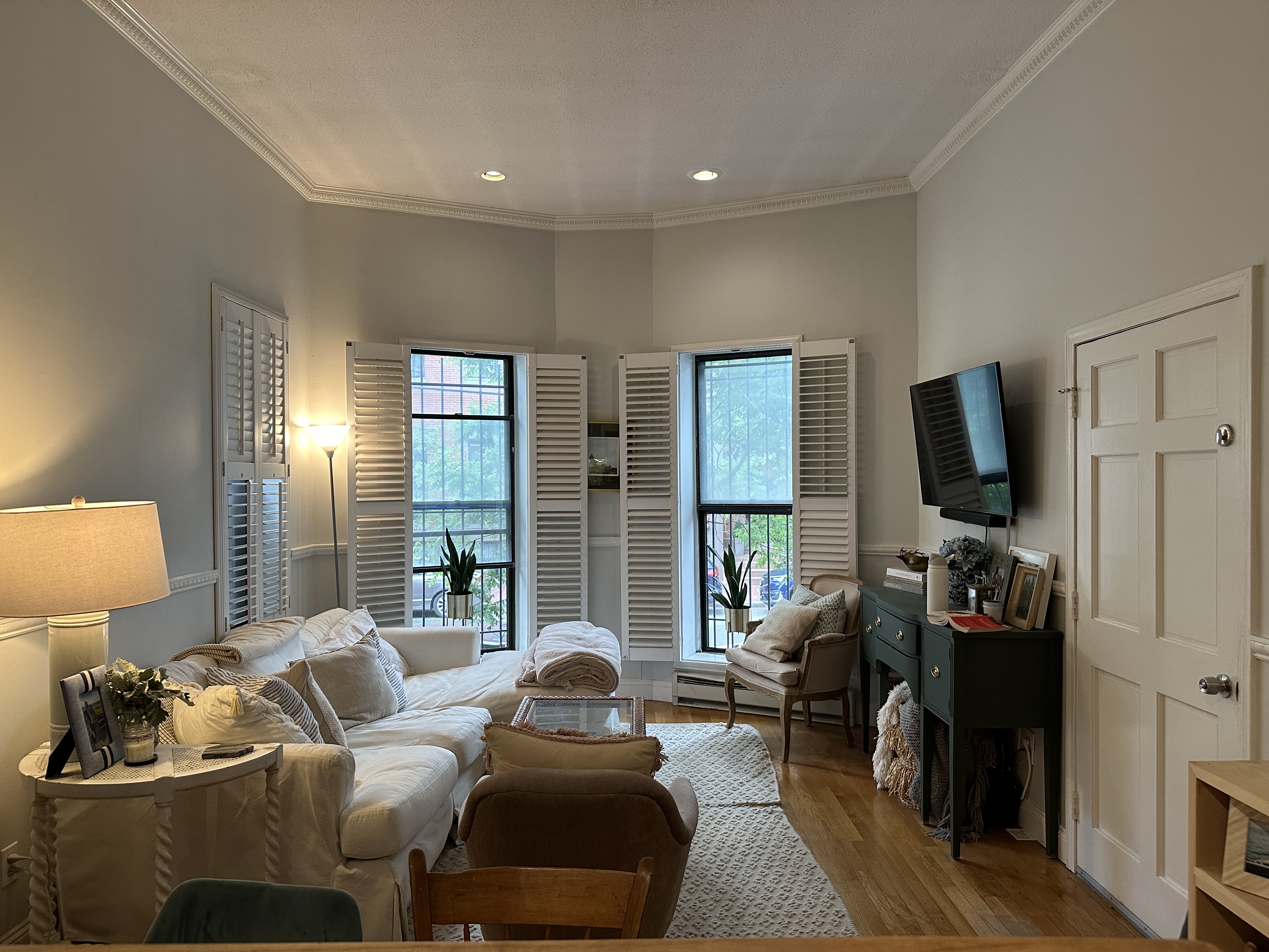 1 bed, 1 bath apartment for rent at 520 Shawmut Ave Unit 2, South End — photo 1 of 24