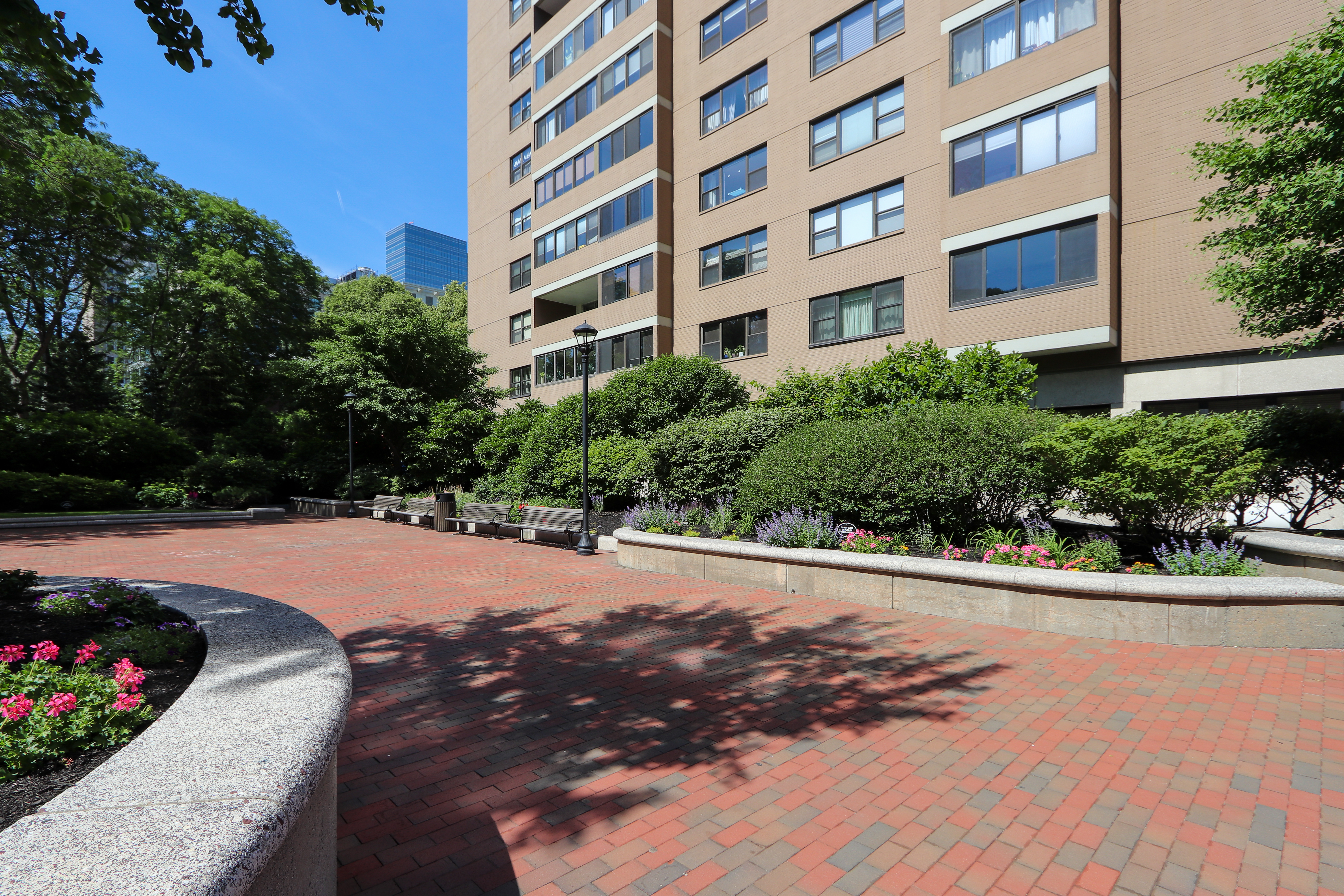 Studio bed, 1 bath apartment for rent at 6 Whittier Pl Unit 7L, West End — photo 24 of 28