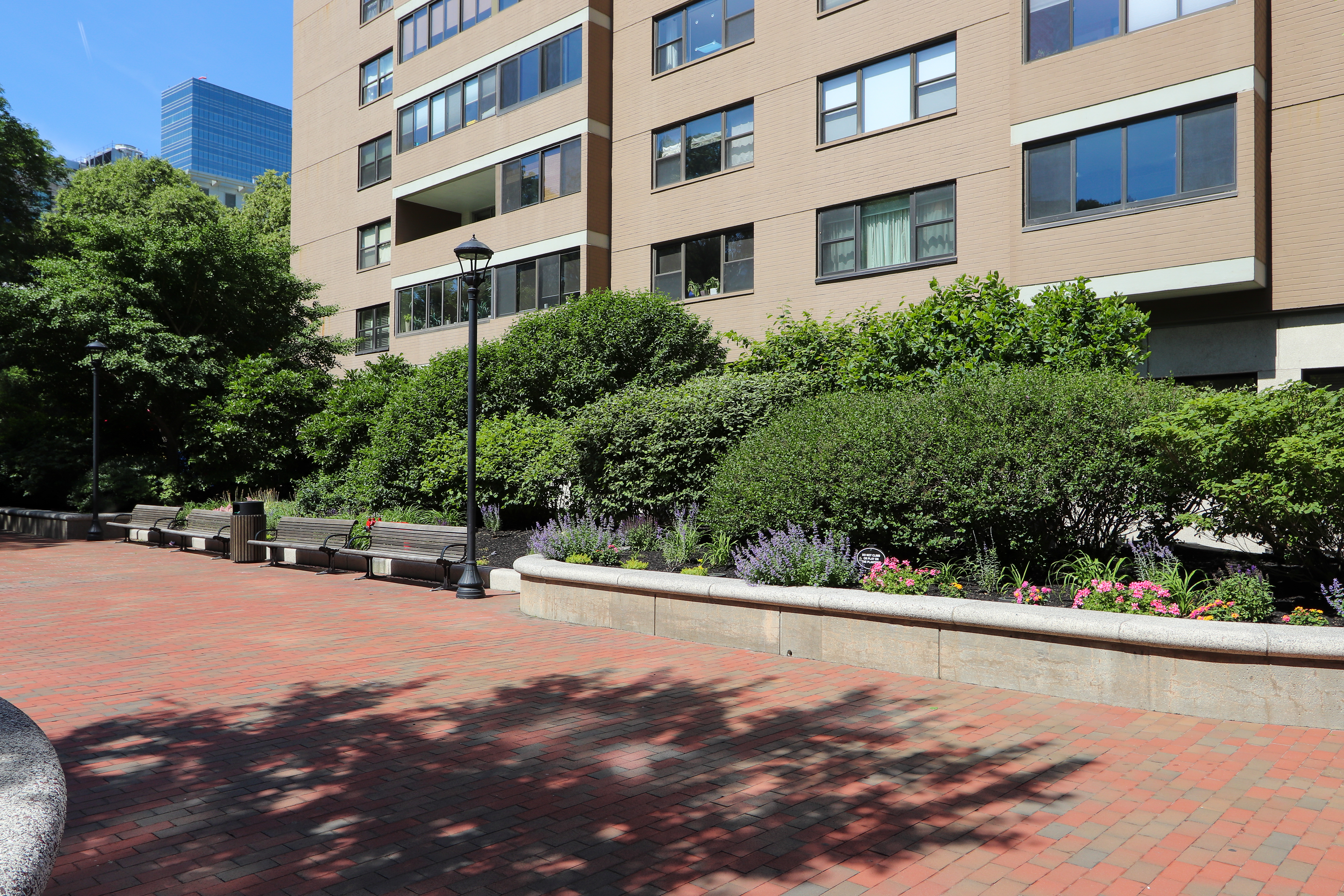 Studio bed, 1 bath apartment for rent at 6 Whittier Pl Unit 7L, West End — photo 20 of 28