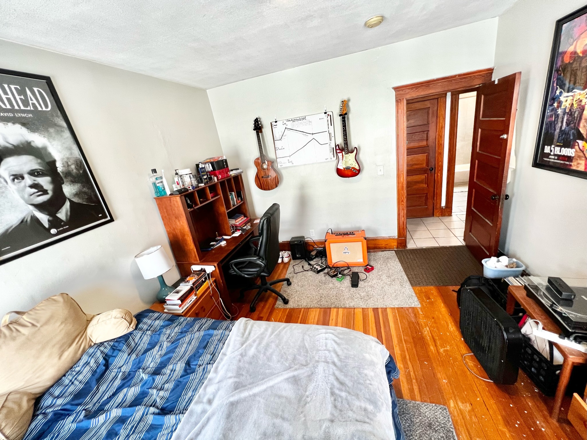 3 bed, 1 bath apartment for rent at 10 Litchfield St Unit 4, Brighton — photo 9 of 12