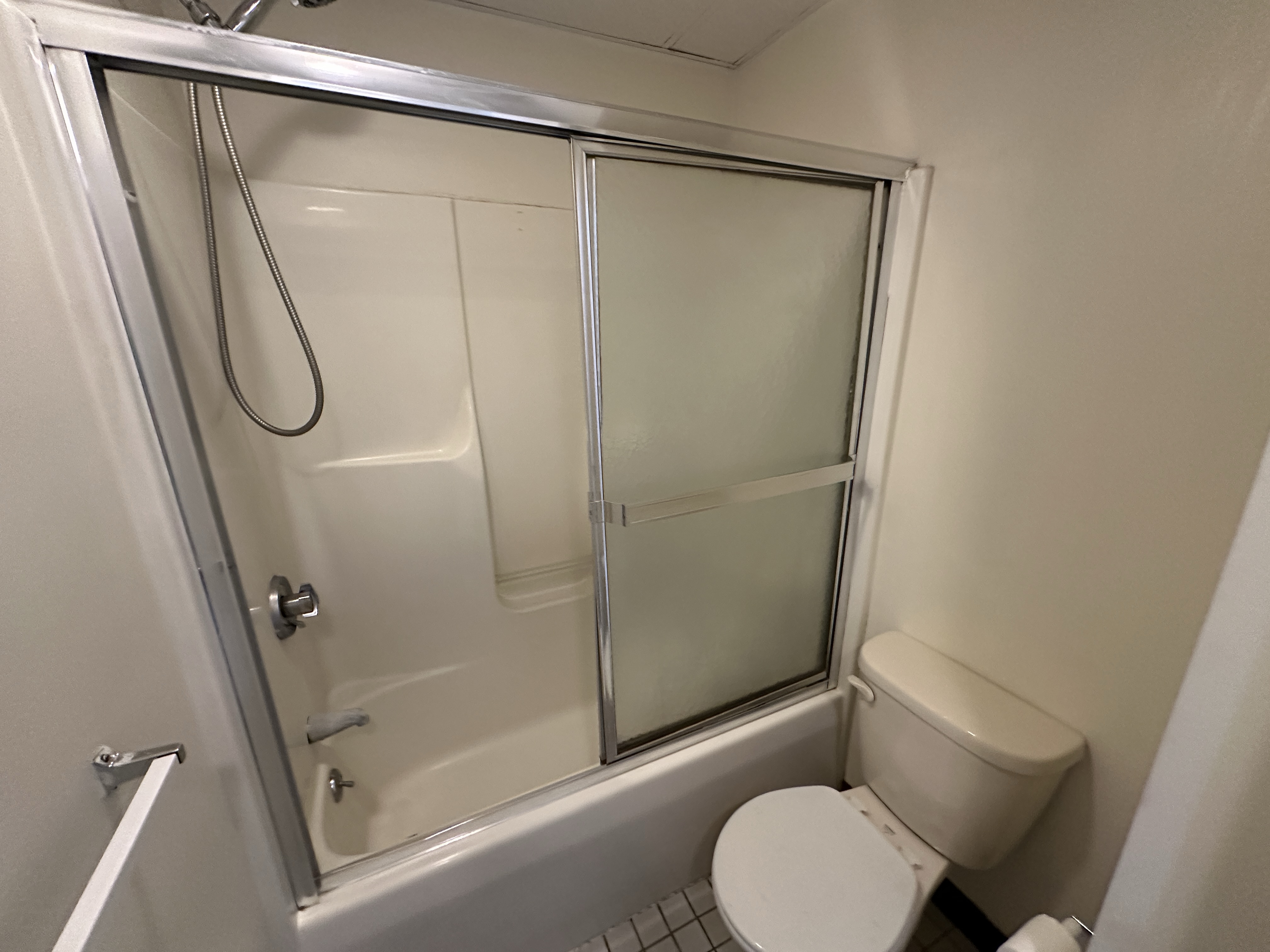 81 Essex St, Chinatown