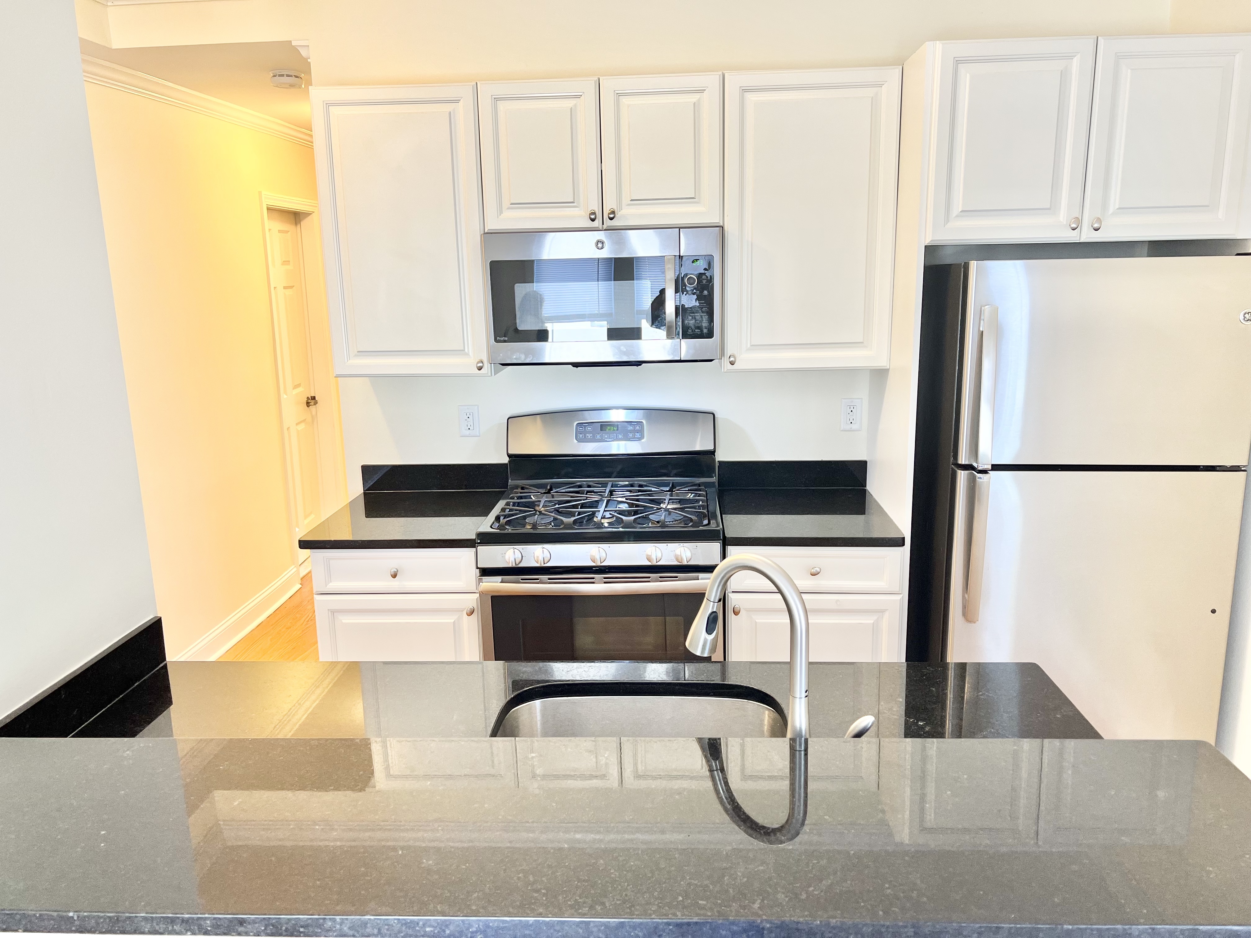 3 bed, 2 bath apartment for rent at 5 Shepard St Unit 3, Harvard Square — photo 1 of 7