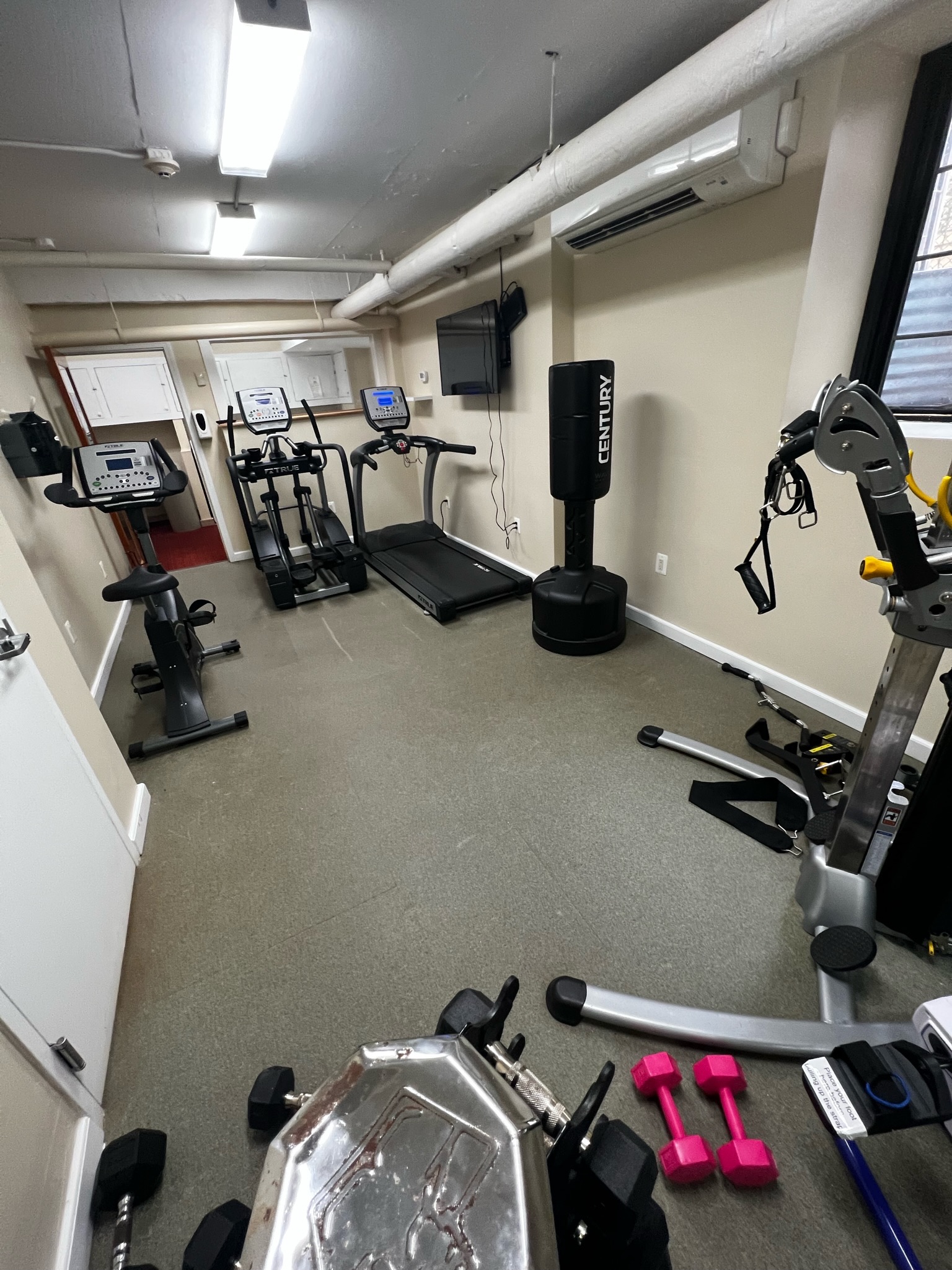 2 bed, 1 bath apartment for rent at 56 Brattle St Unit 604, Harvard Square — photo 9 of 9