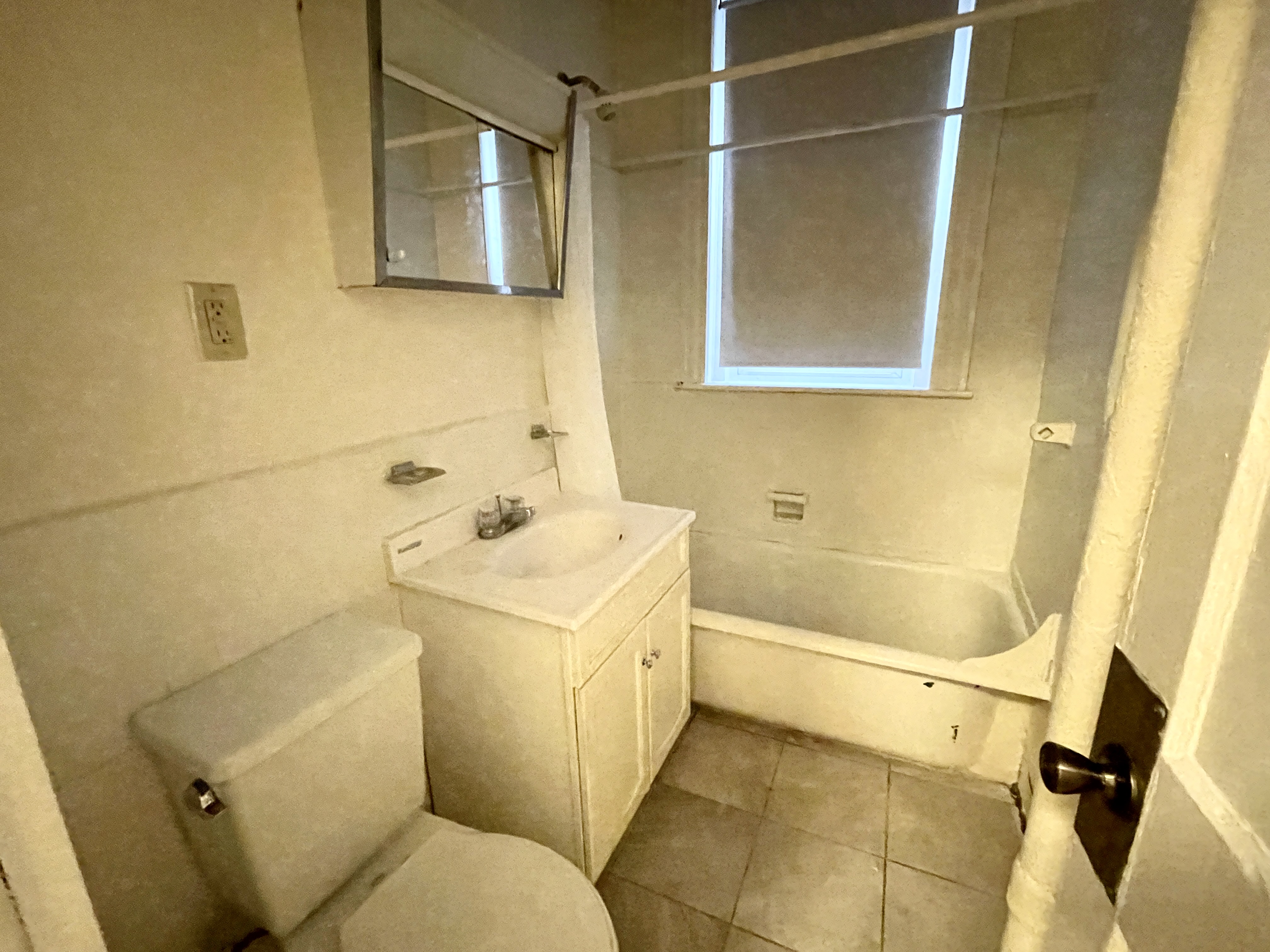 1 bed, 1 bath apartment for rent at 131 Washington St Unit 34, Brighton — photo 5 of 6
