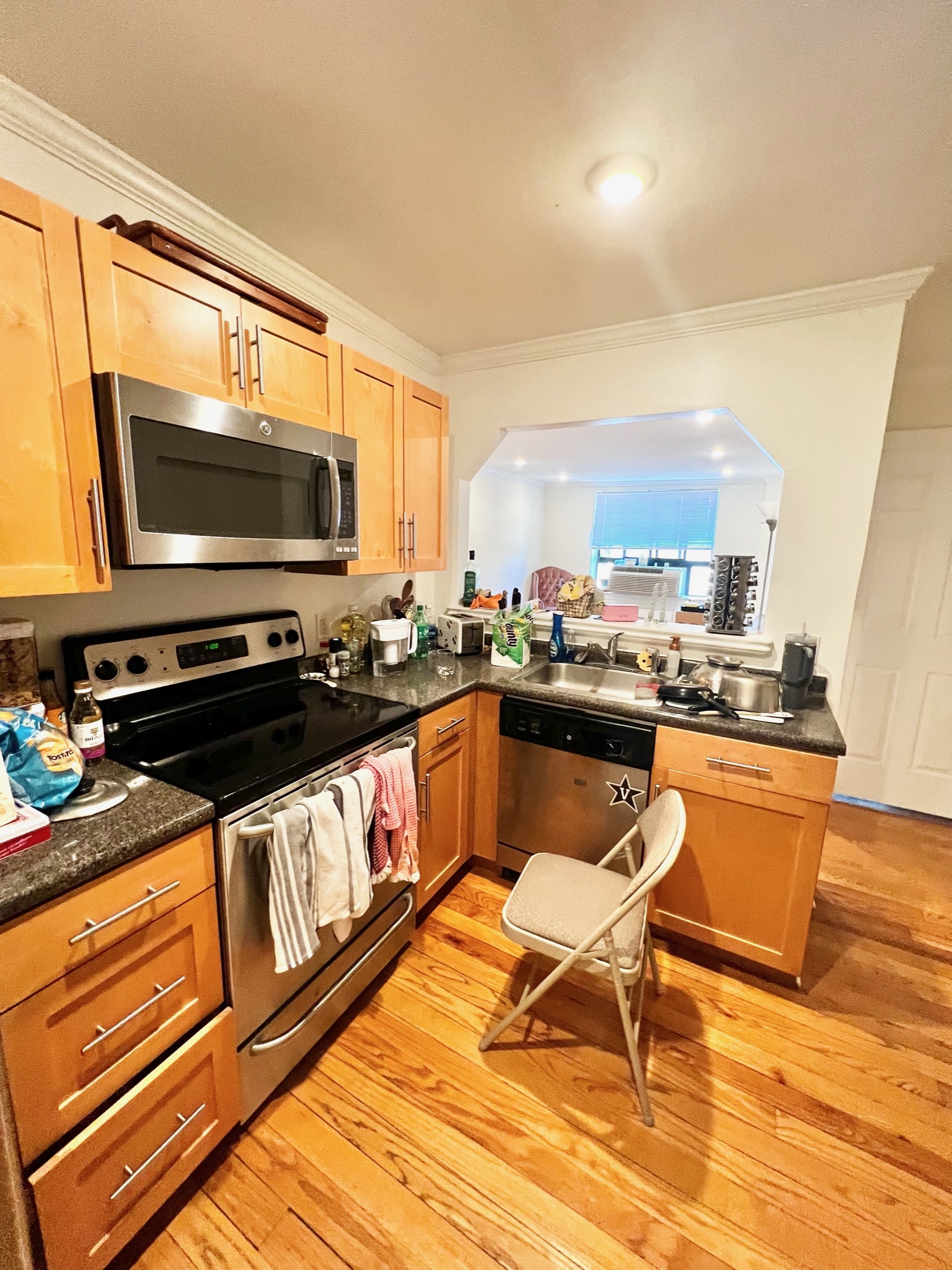 2 bed, 1 bath apartment for rent at 56 Brattle St Unit 604, Harvard Square — photo 1 of 9