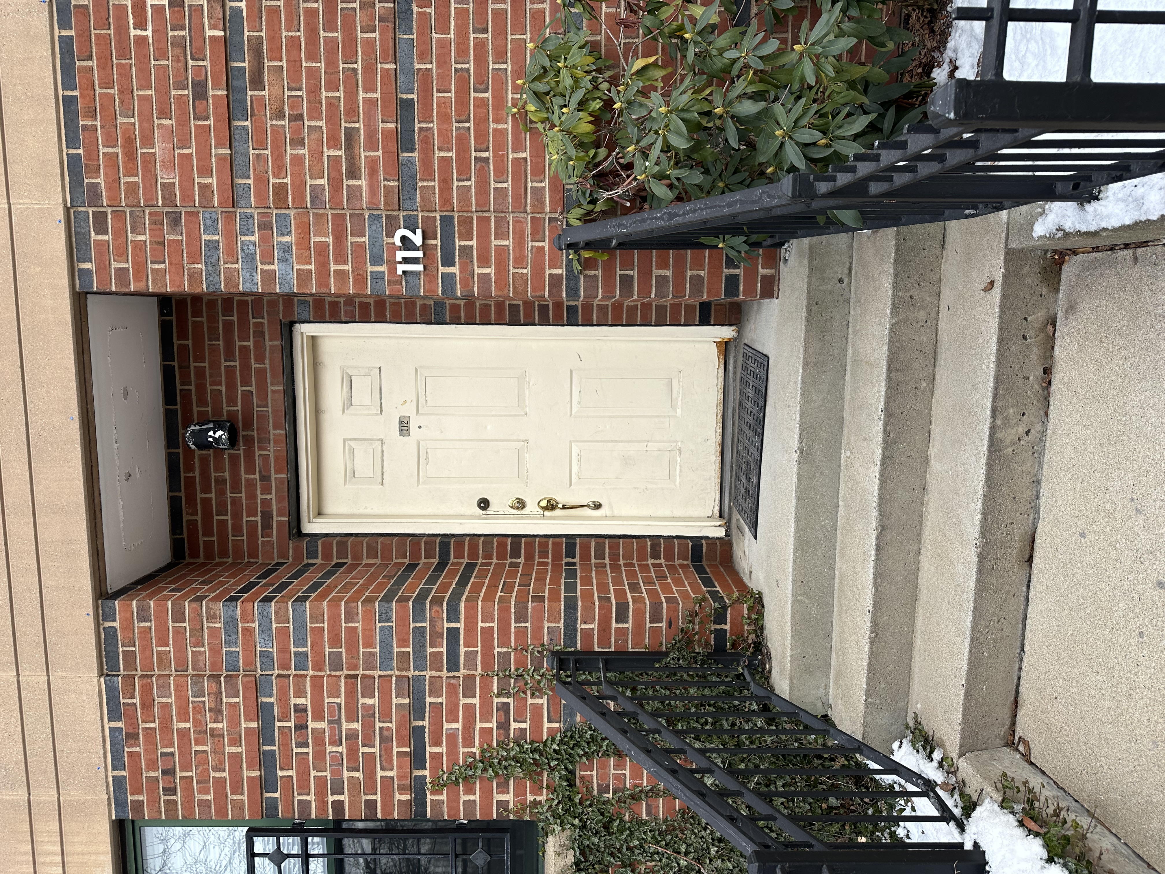 3 bed, 2 bath apartment for rent at 650 Columbus Ave Unit 650 - 112, South End — photo 1 of 20