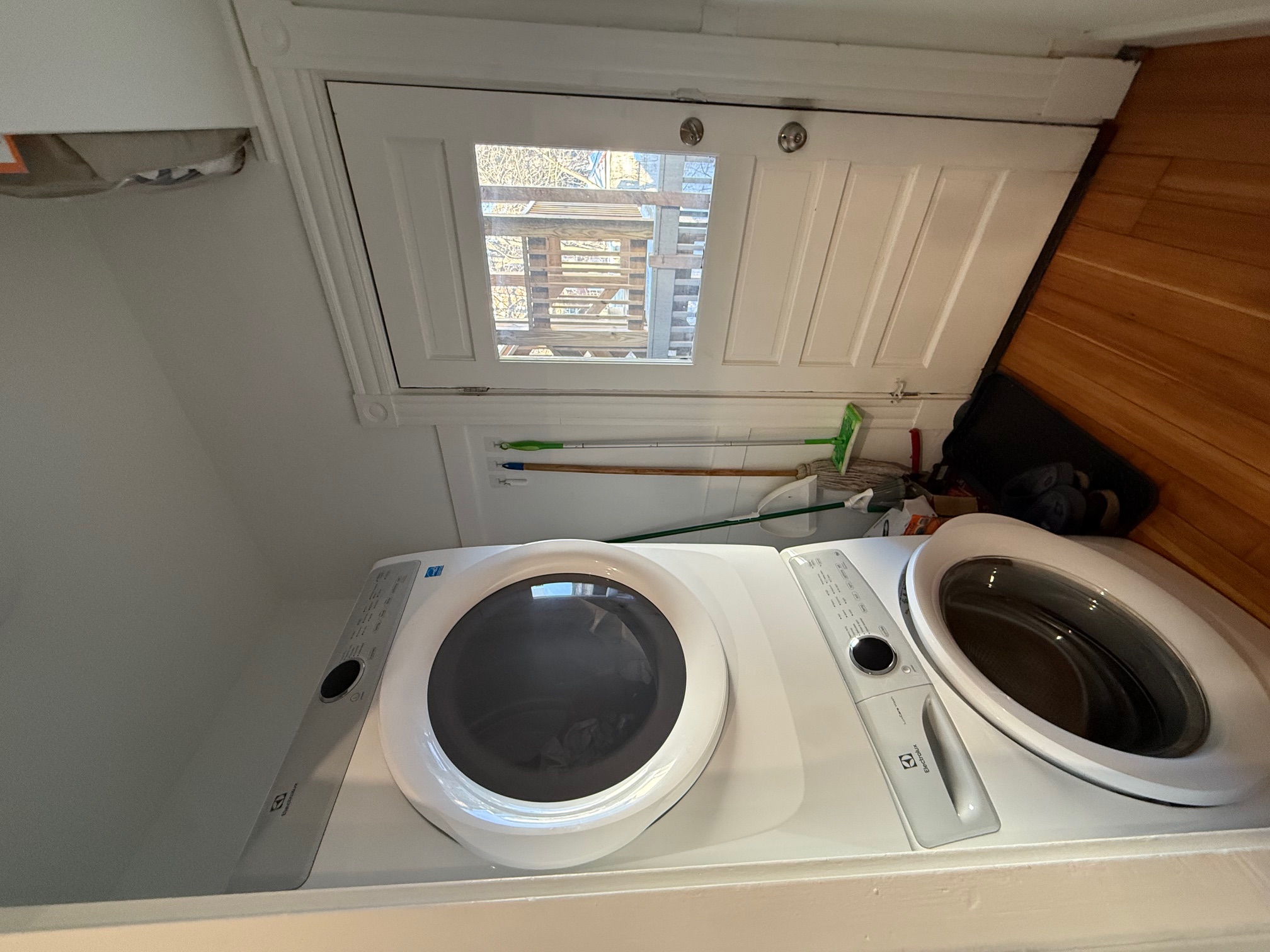 22 Kidder Ave, Powder House Square