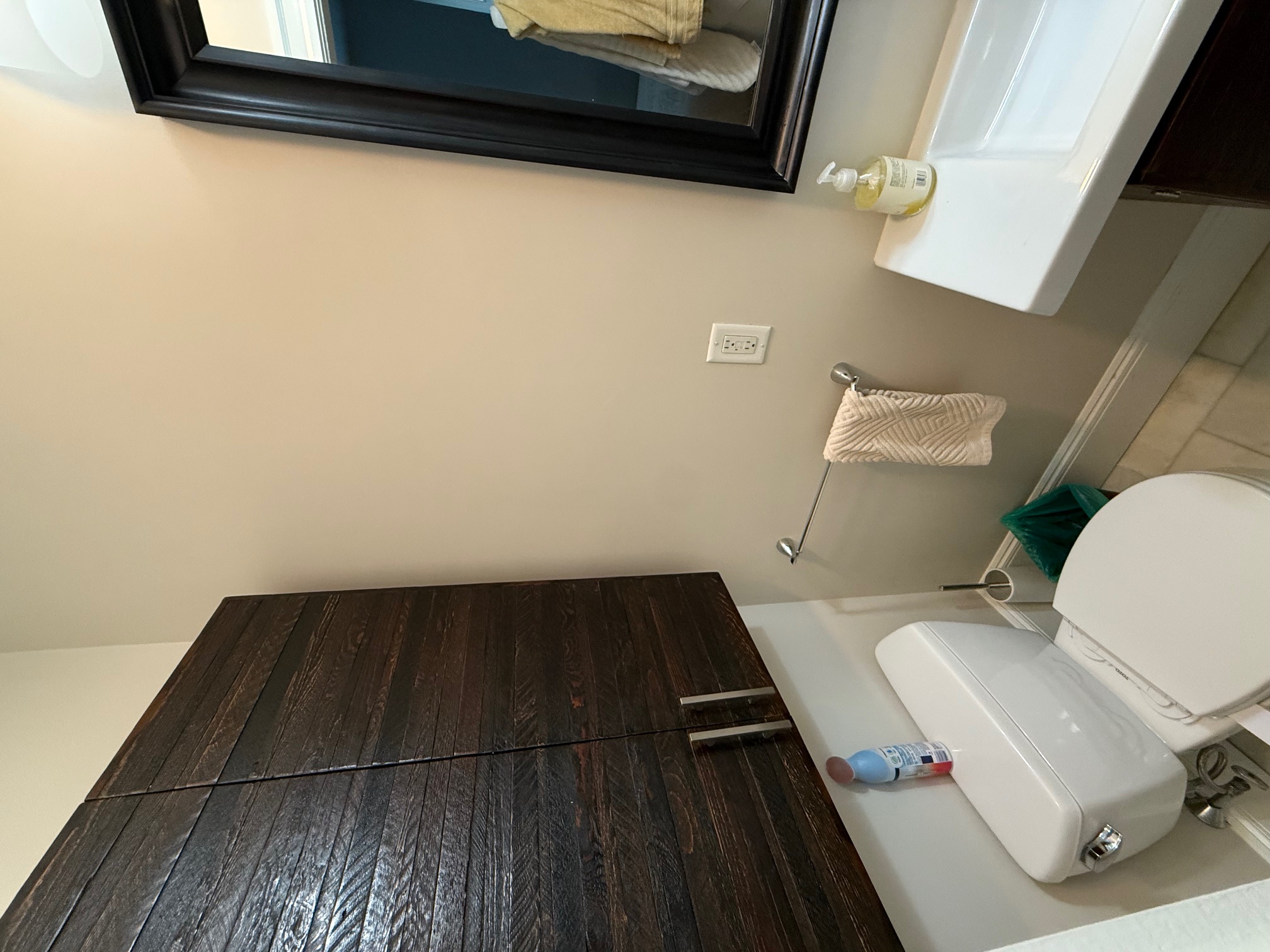 22 Kidder Ave, Powder House Square