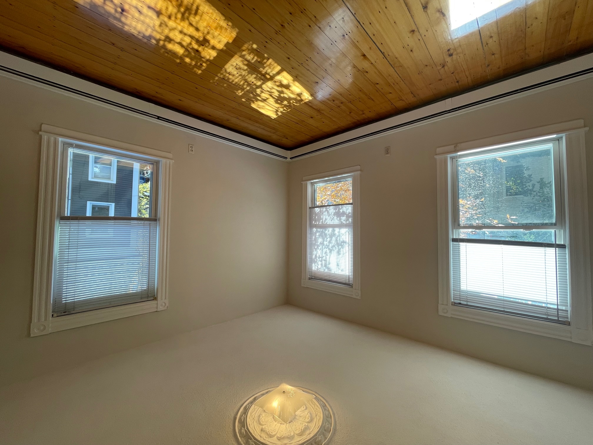 1.5 bed, 1 bath apartment for rent at 317 Hurley St Unit 2, East Cambridge — photo 2 of 11