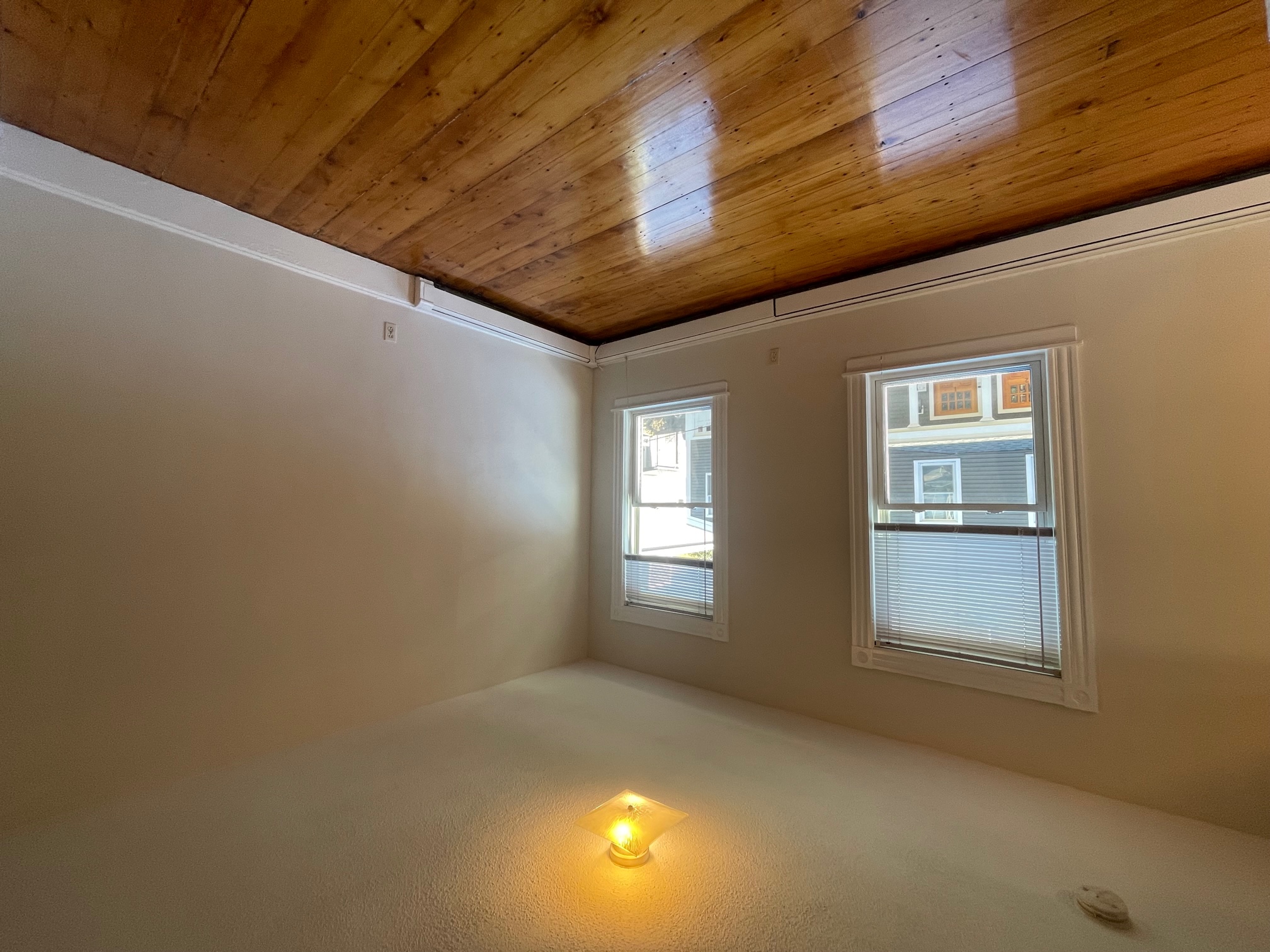 1.5 bed, 1 bath apartment for rent at 317 Hurley St Unit 2, East Cambridge — photo 4 of 11