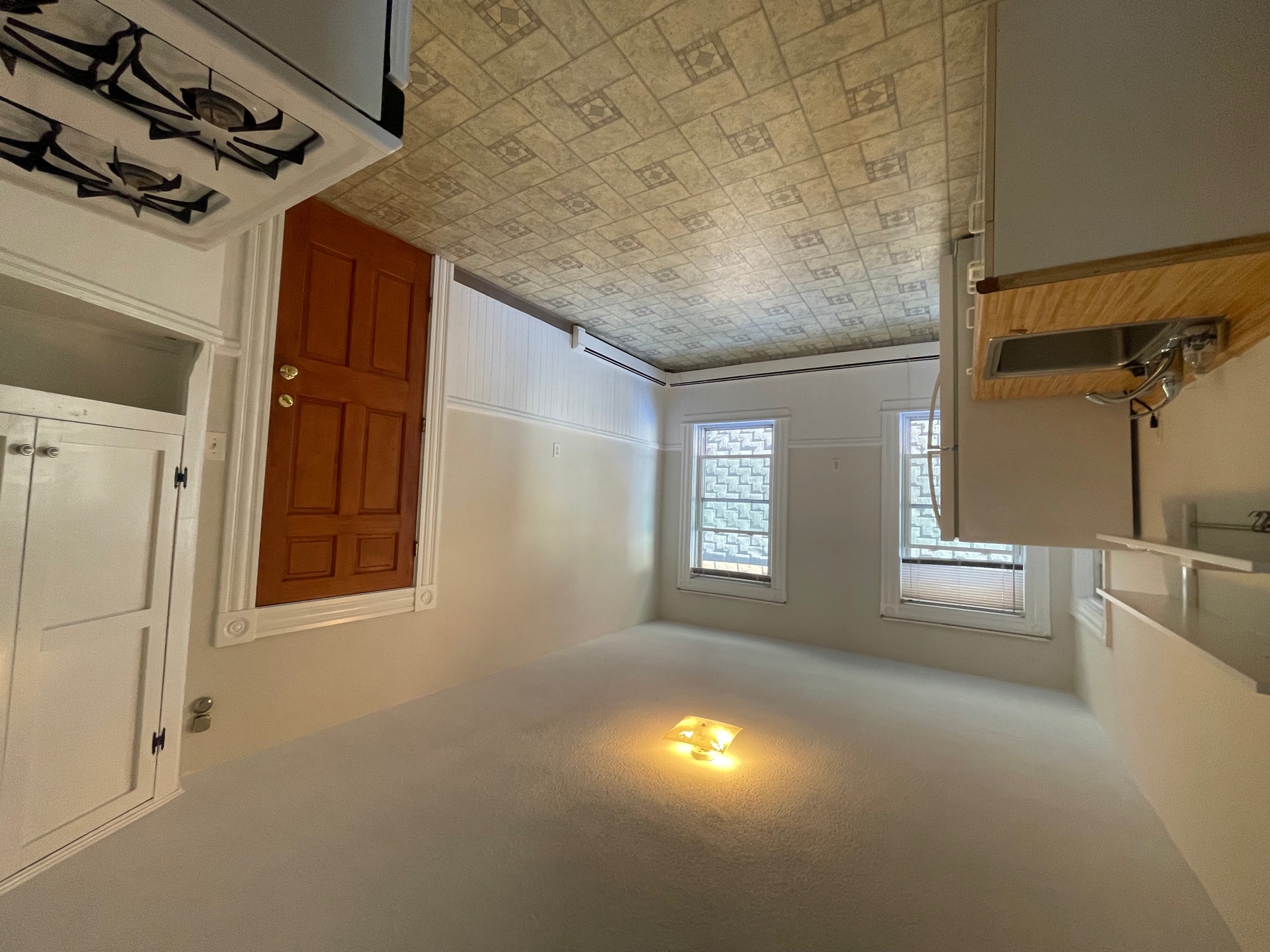 1.5 bed, 1 bath apartment for rent at 317 Hurley St Unit 2, East Cambridge — photo 6 of 11