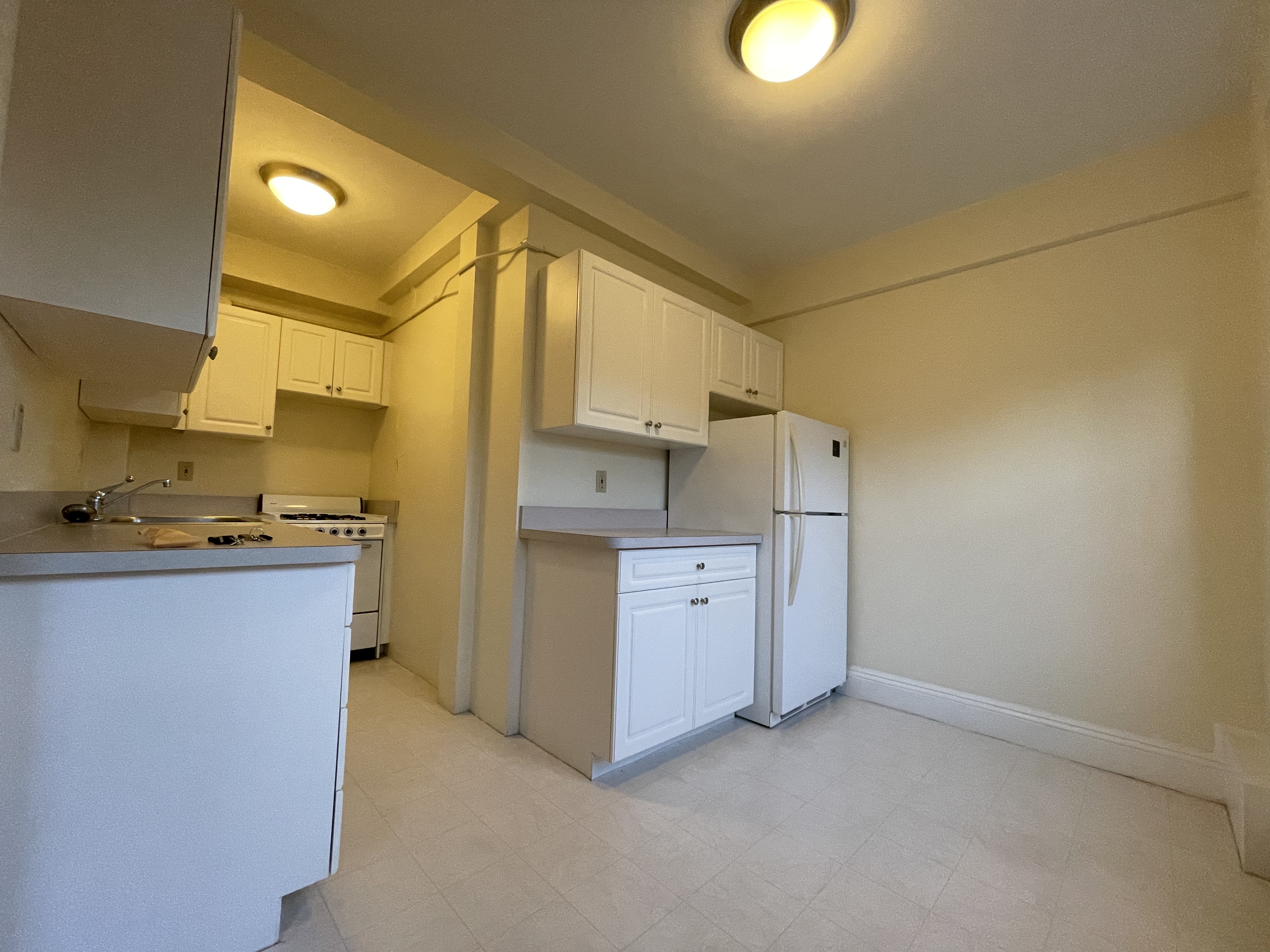 1 bed, 1 bath apartment for rent at 1401 Beacon St Unit 305, Coolidge Corner