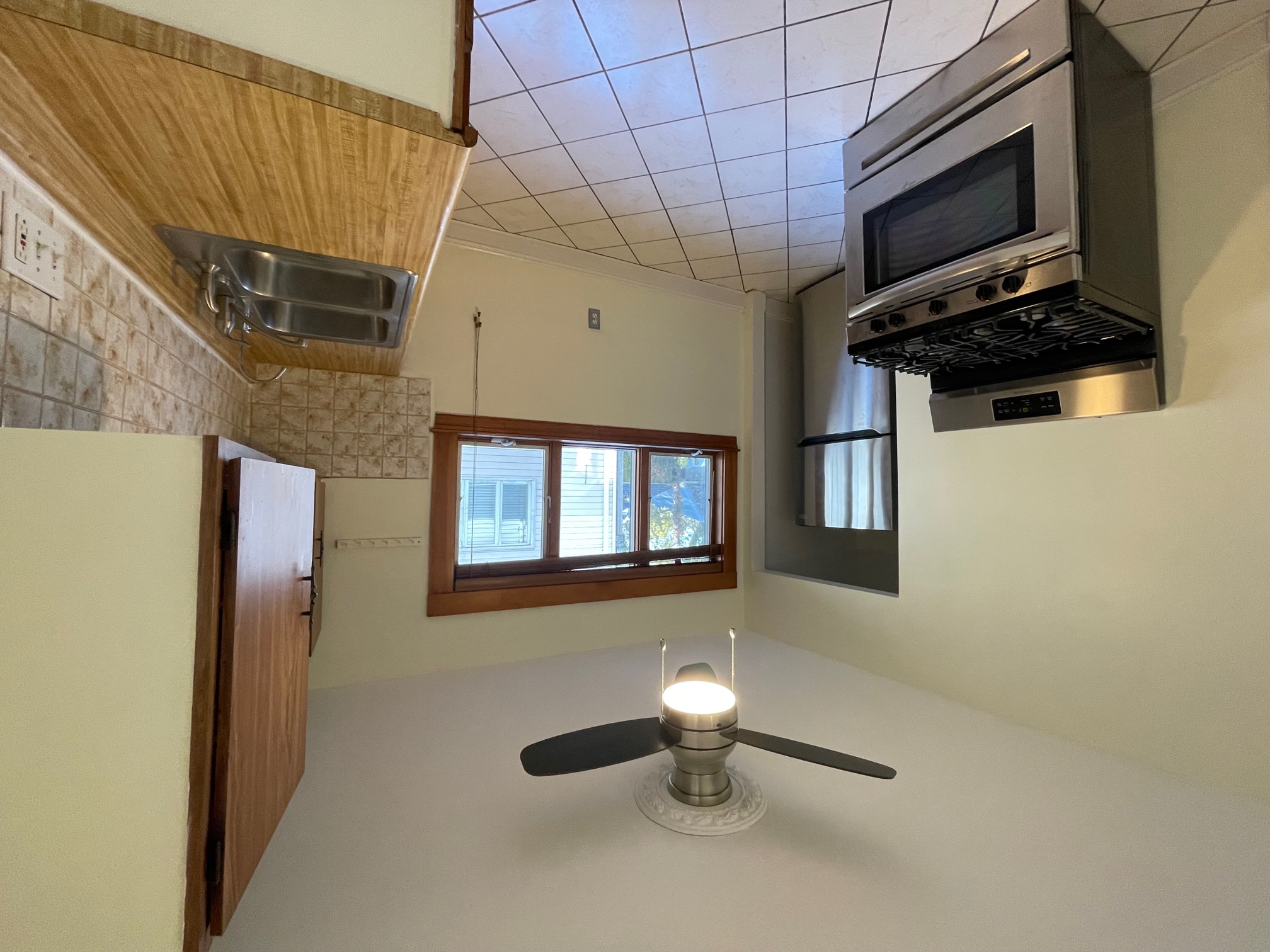 2 bed, 1 bath apartment for rent at 9 Doble Ave Unit 1, Tufts University — photo 10 of 15