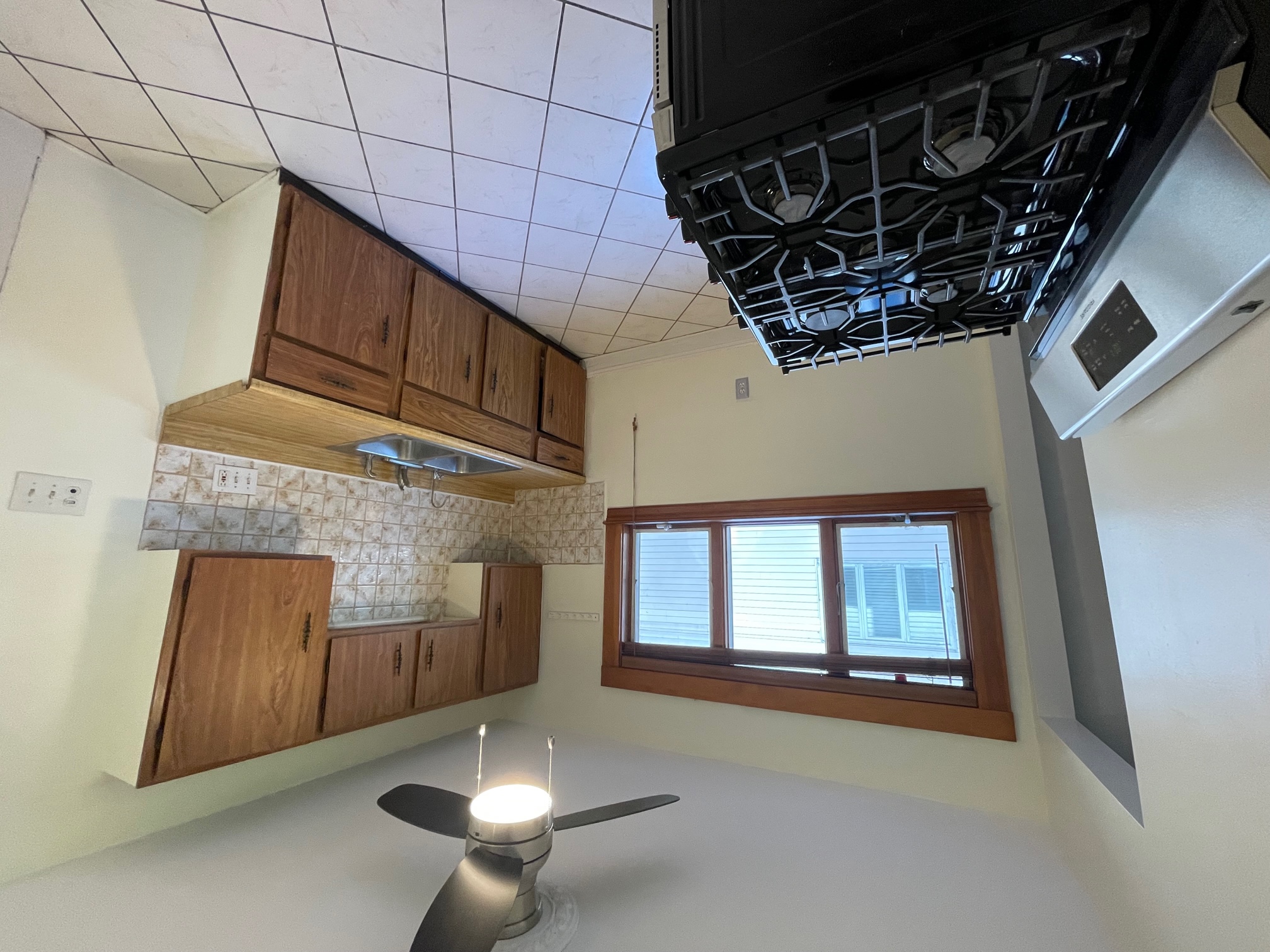 2 bed, 1 bath apartment for rent at 9 Doble Ave Unit 1, Tufts University — photo 11 of 15