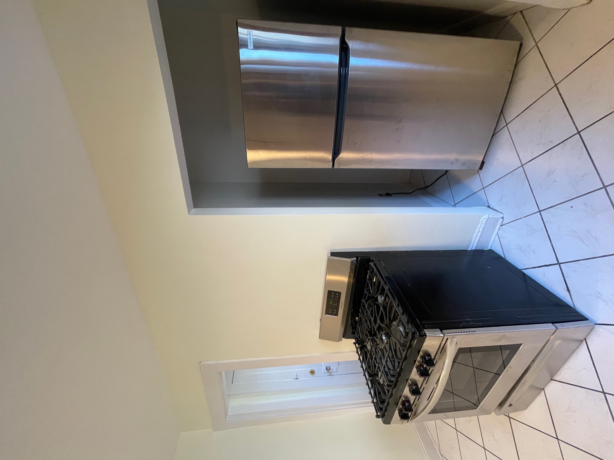 2 bed, 1 bath apartment for rent at 9 Doble Ave Unit 1, Tufts University — photo 12 of 15