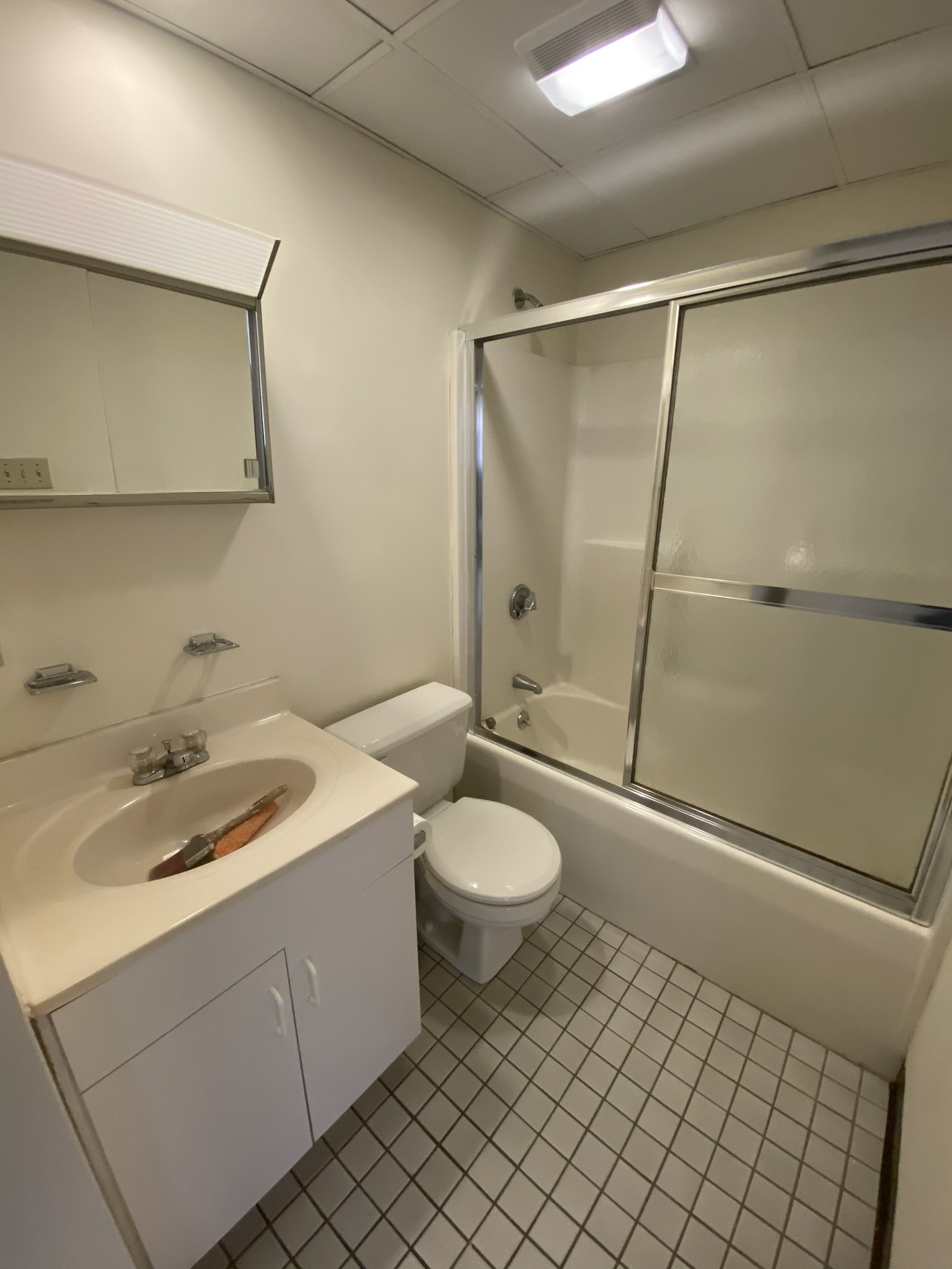 81 Essex St, Chinatown