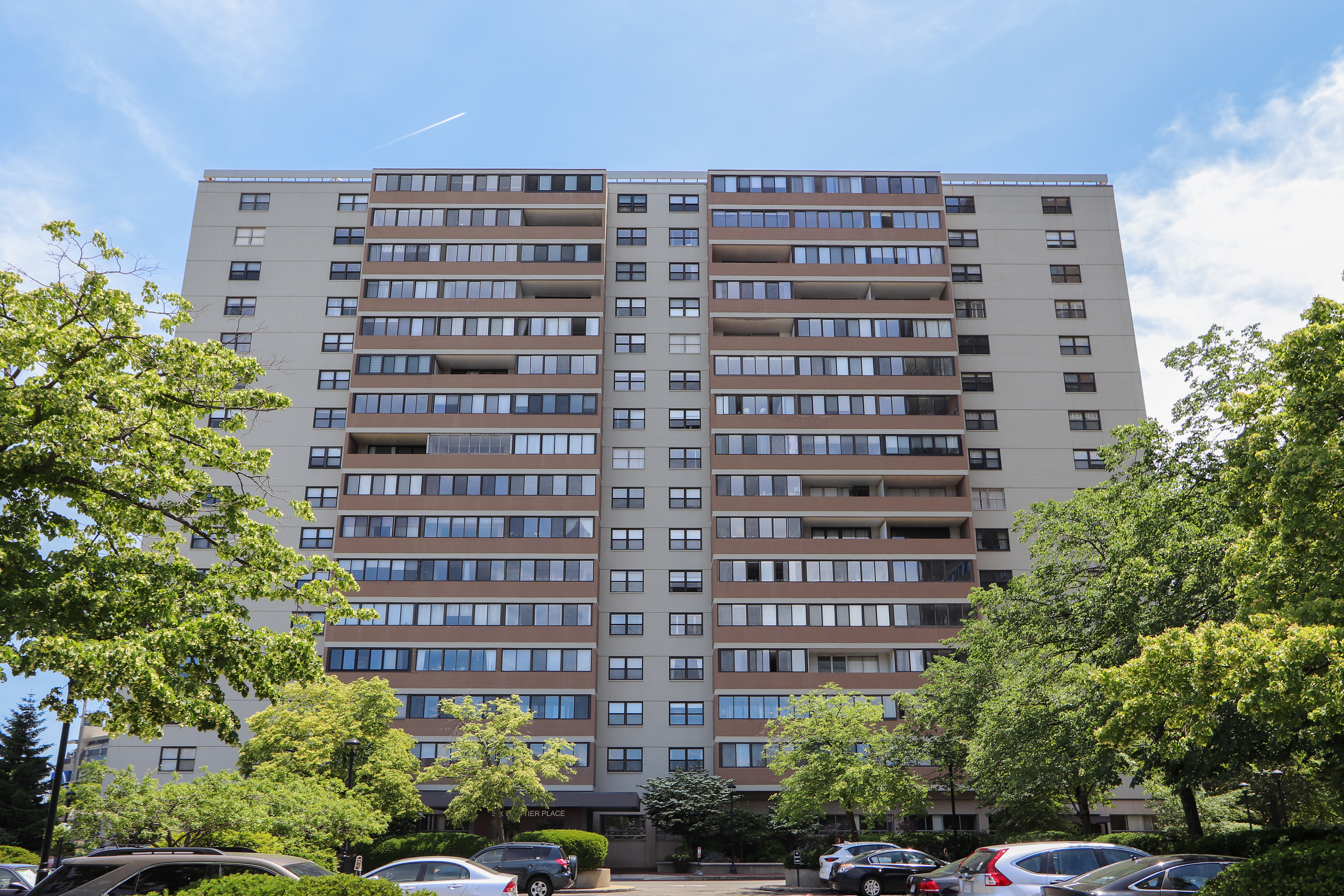 Studio bed, 1 bath apartment for rent at 6 Whittier Pl Unit 7L, West End — photo 26 of 28