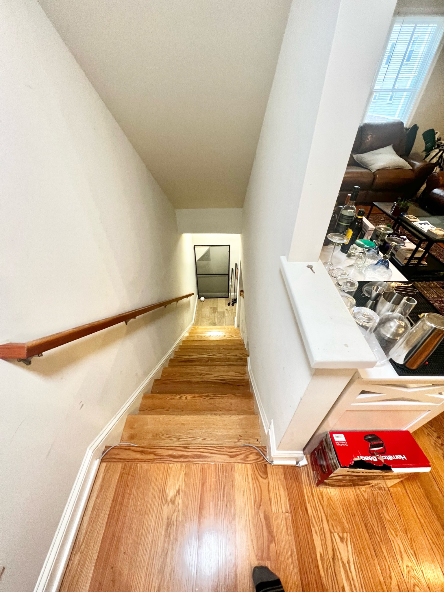 3 bed, 2.5 bath apartment for rent at 461 Somerville Ave Unit 2, Spring Hill — photo 4 of 21