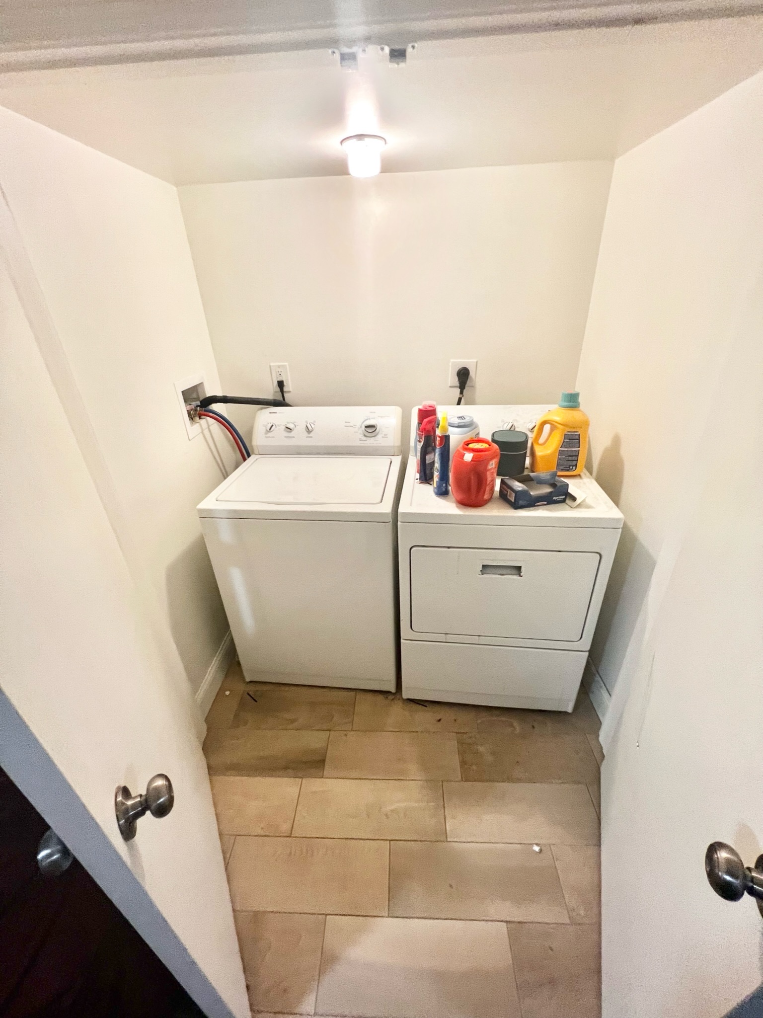 3 bed, 2.5 bath apartment for rent at 461 Somerville Ave Unit 2, Spring Hill — photo 16 of 21