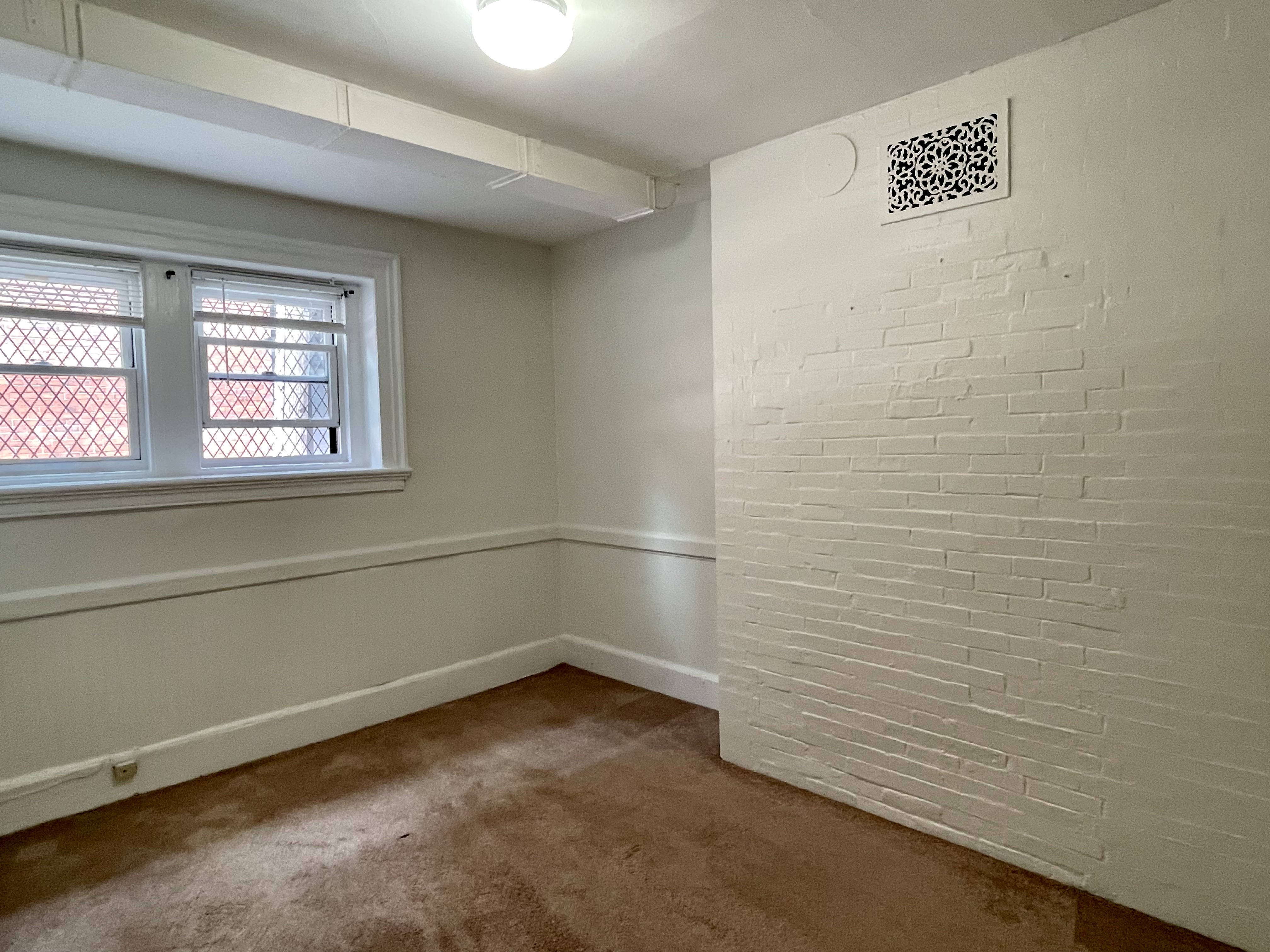1 bed, 1 bath apartment for rent at 8 Fairfield St Unit 1, Back Bay — photo 2 of 7