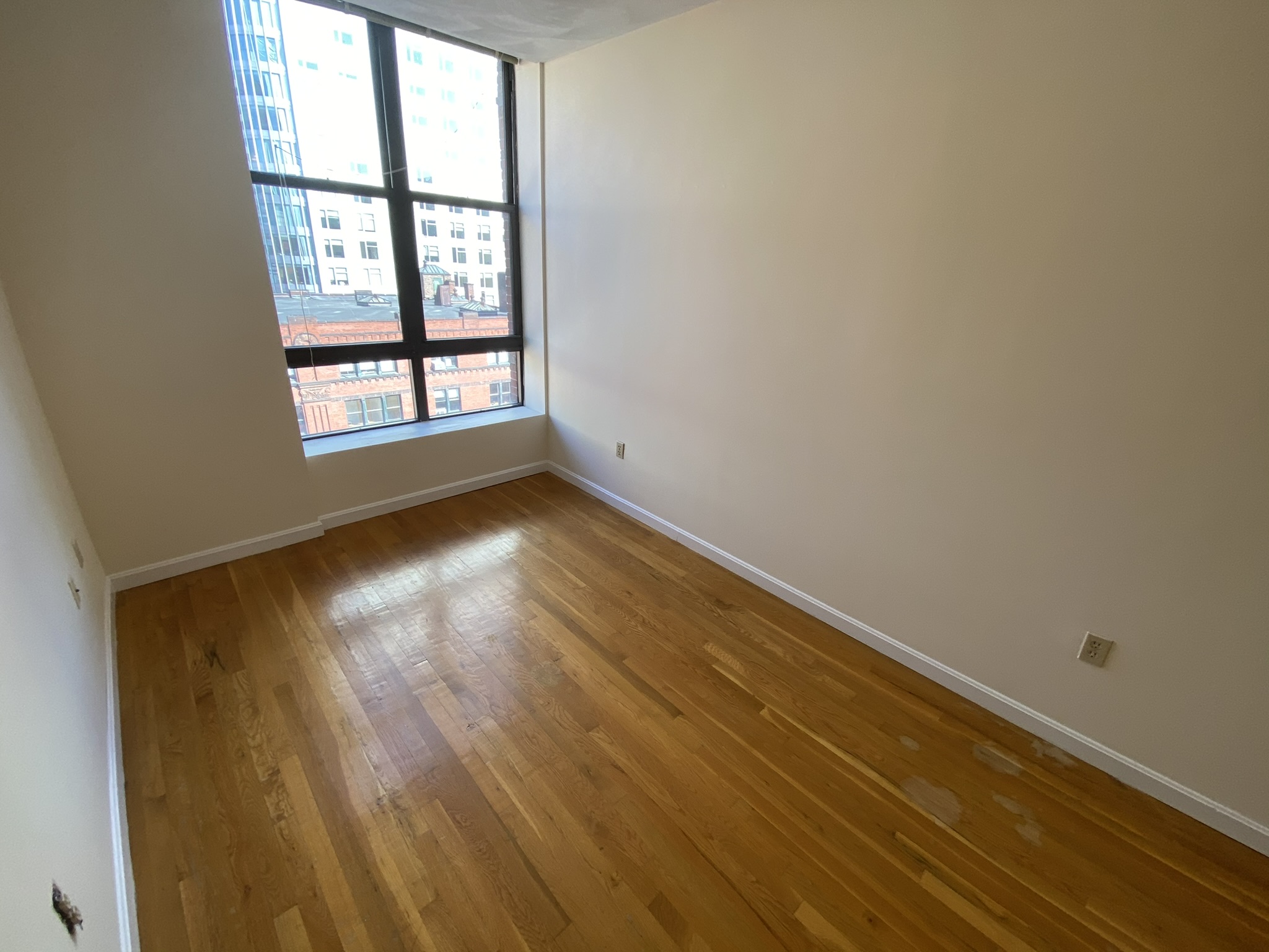 81 Essex St, Chinatown