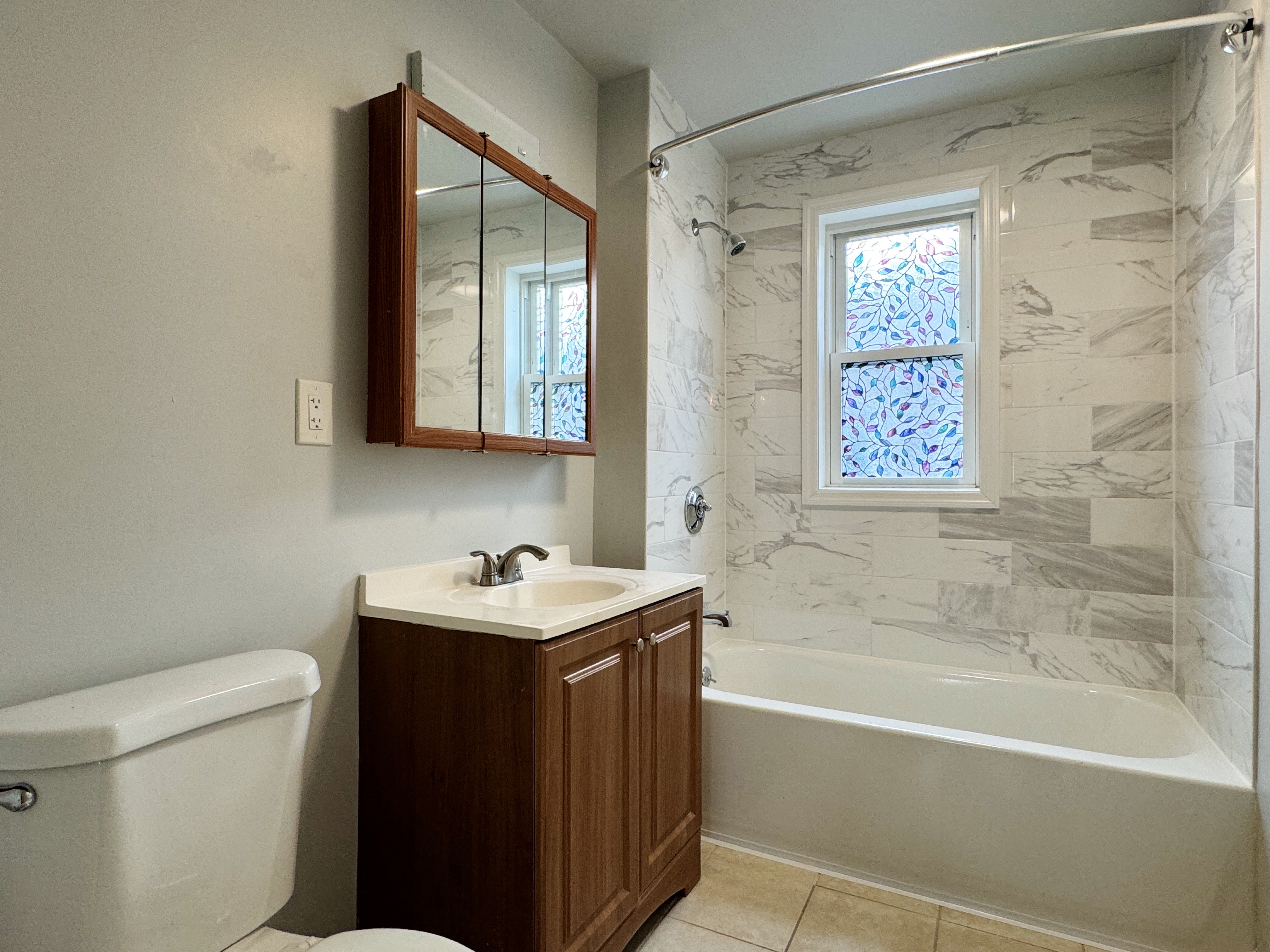 2 bed, 1 bath apartment for rent at 57 Oliver St Unit 1, Malden — photo 2 of 12